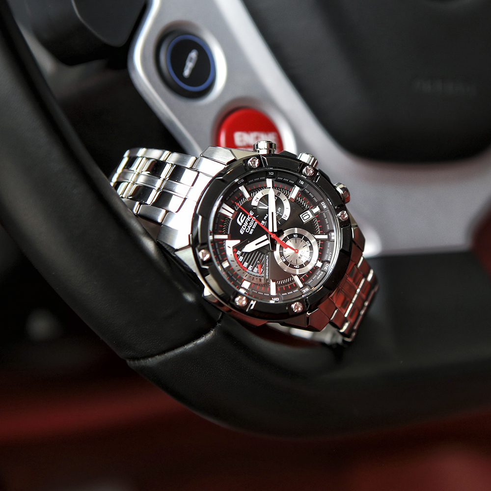 zegarek Edifice EFR-559DB-1AVUEF męski z chronograf EDIFICE Momentum