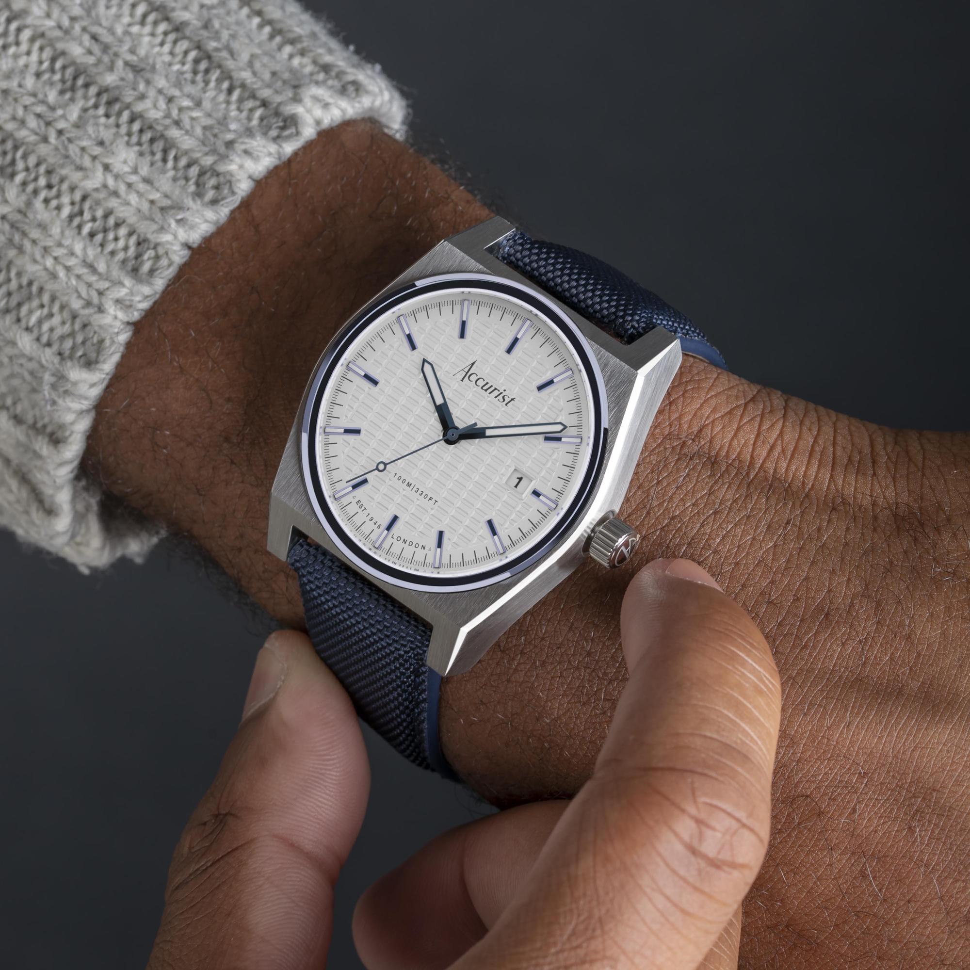 Origin 41mm - White Accurist 70011 - hover