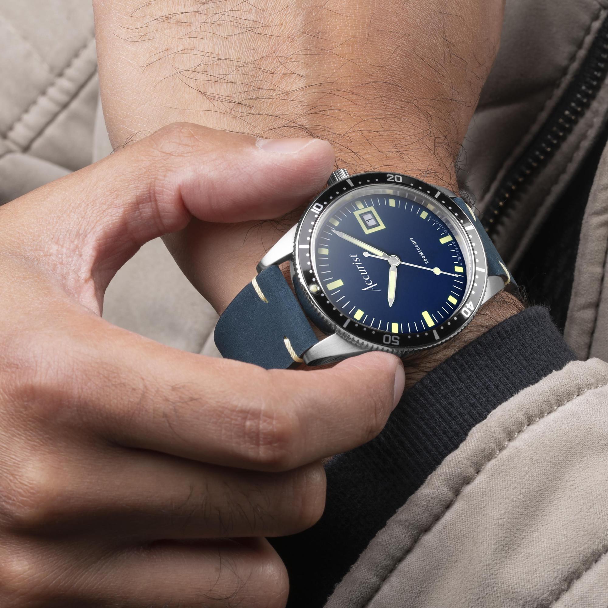 Dive 42mm - Windermere Blue Accurist 72002 - hover
