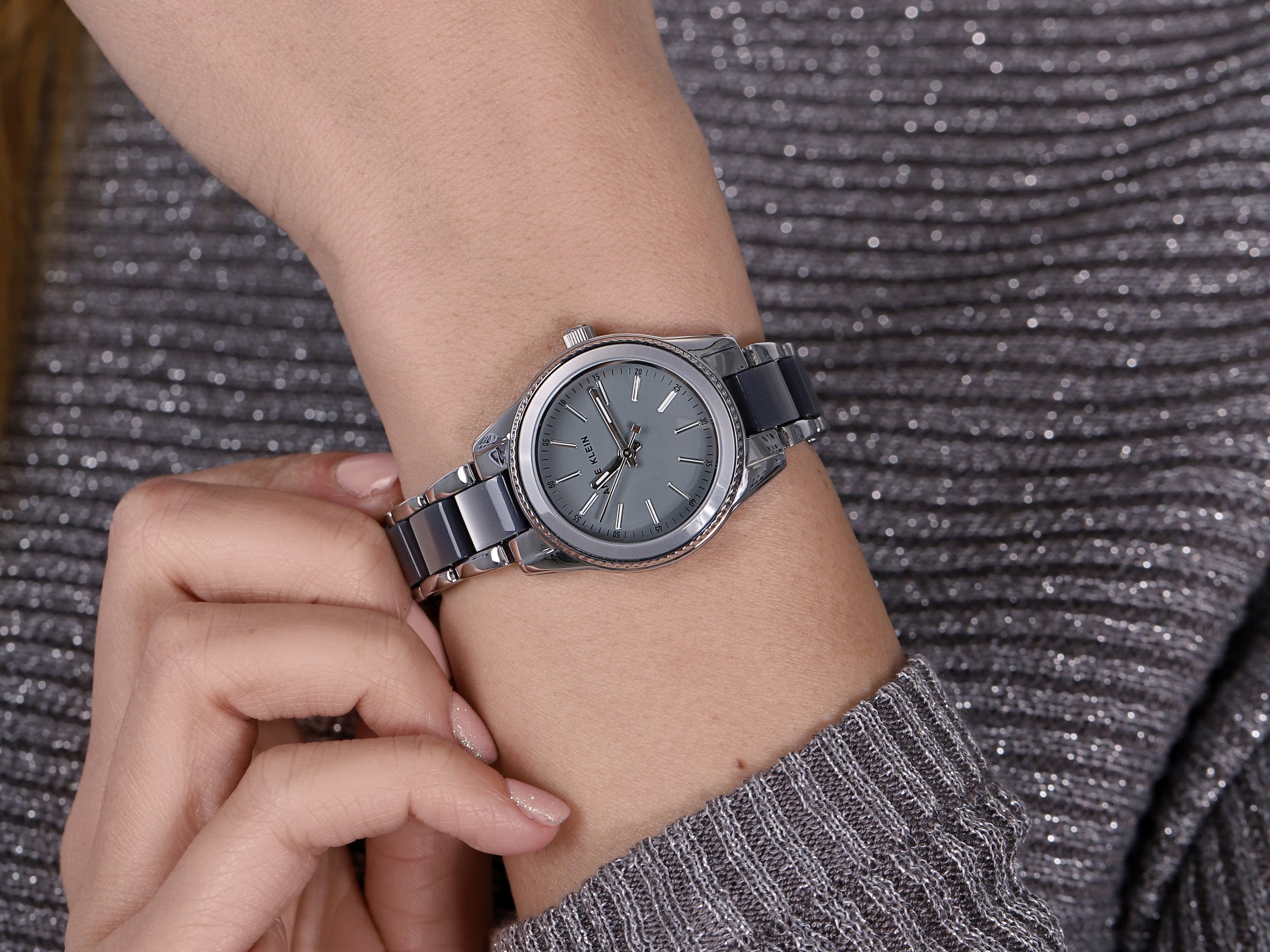 Anne Klein AK-3213GYSV zegarek srebrny fashion/modowy Bransoleta bransoleta