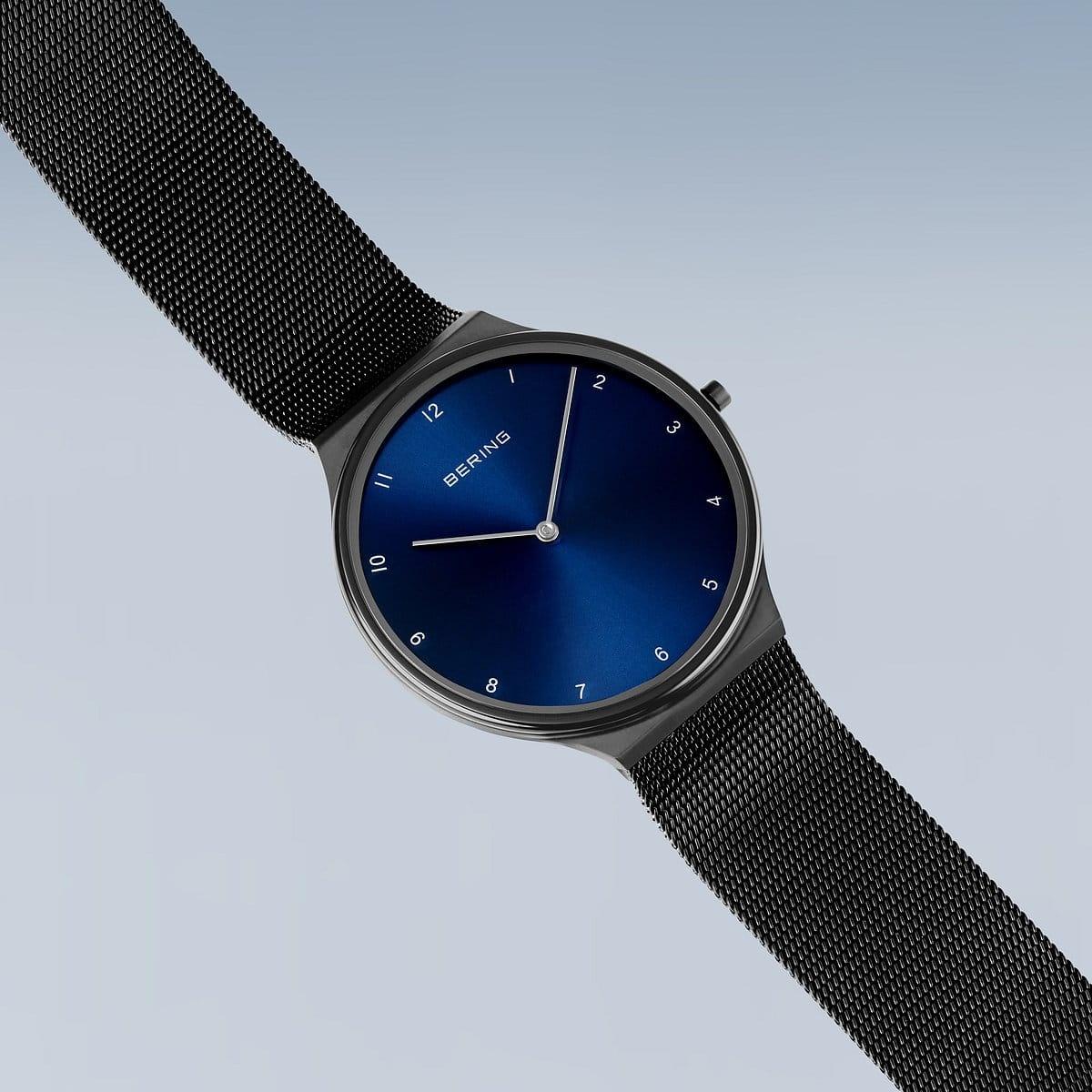 Bering 18440-227 zegarek czarny klasyczny Ultra Slim bransoleta