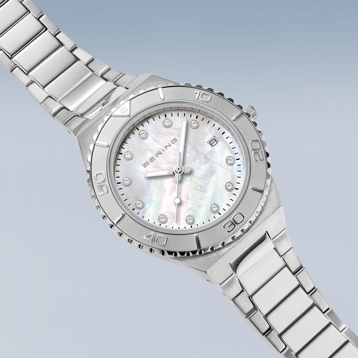 Bering 18936-704-C zegarek