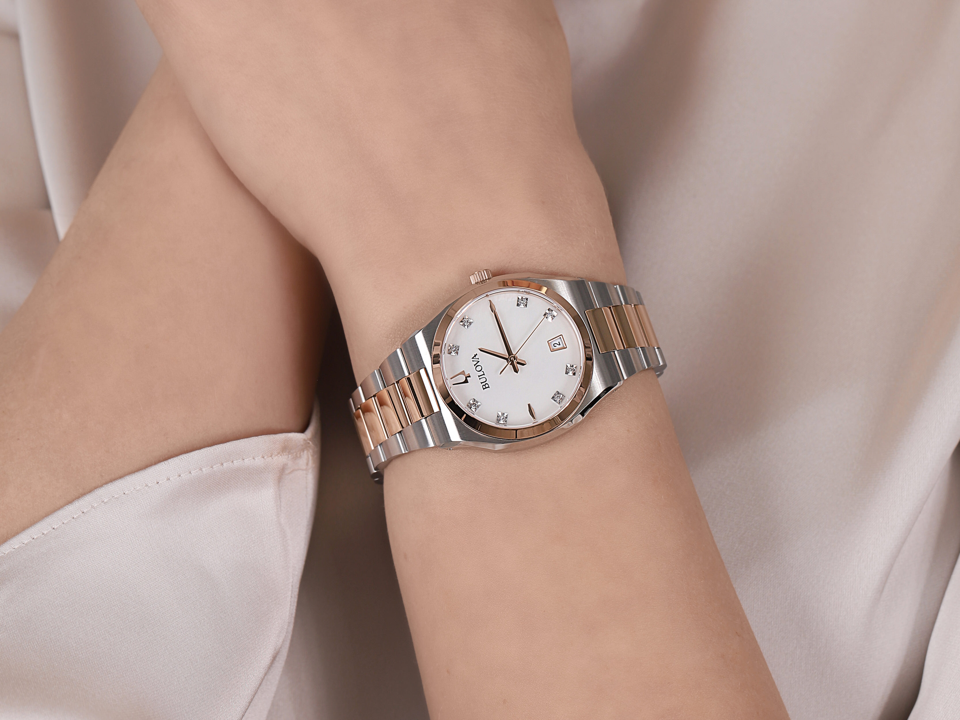 Bulova 98P199 damski zegarek Diamond bransoleta
