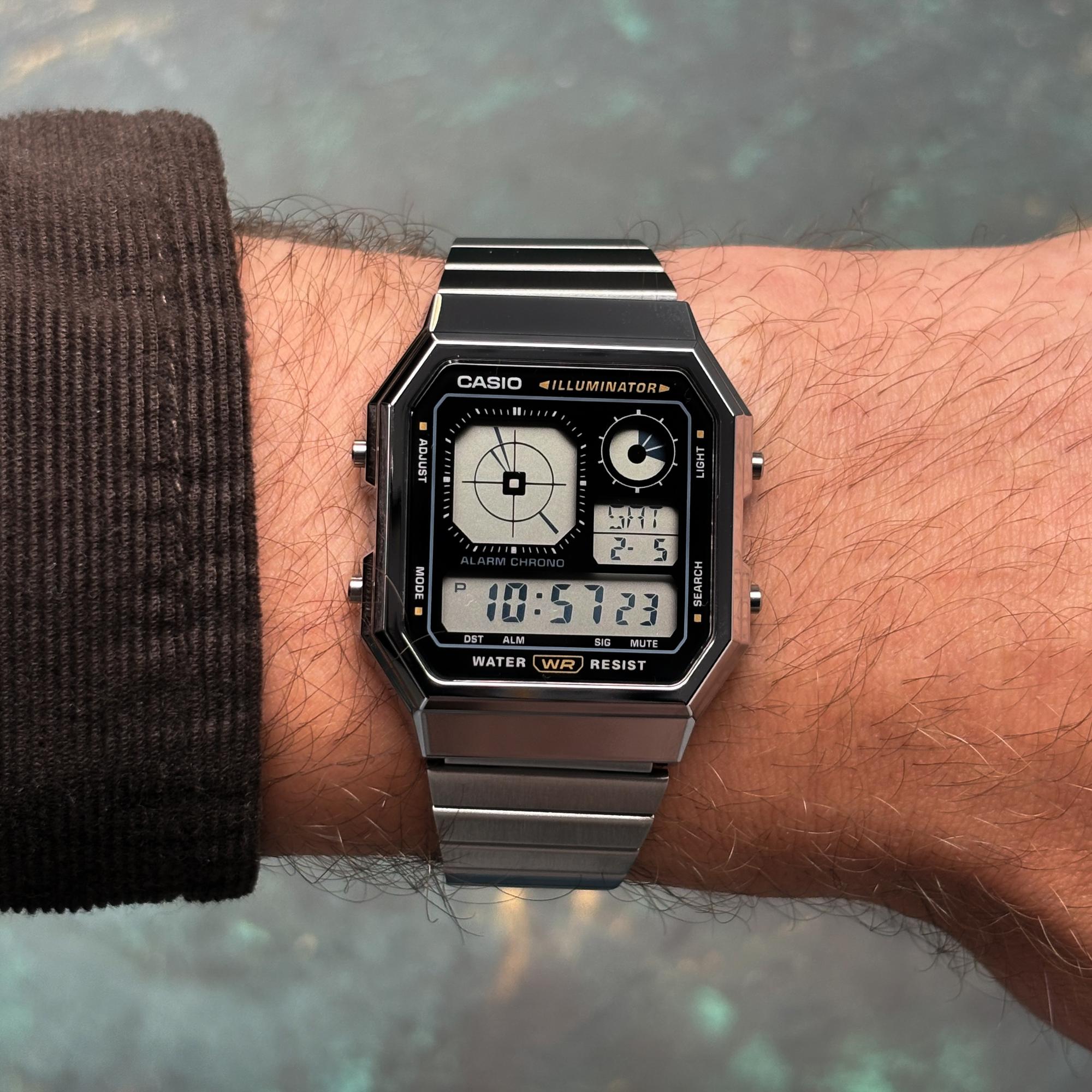 Casio A130WE-1AEF Retro Vintage zegarek męski retro z tworzywa sztucznego