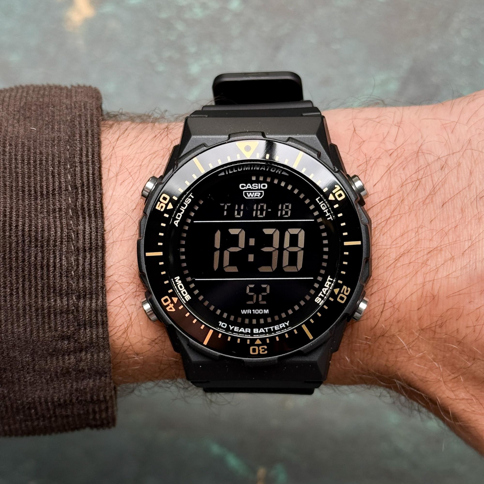 Casio AE-1700H-1BVEF Sportowe Timeless Collection zegarek męski sportowy akrylowe