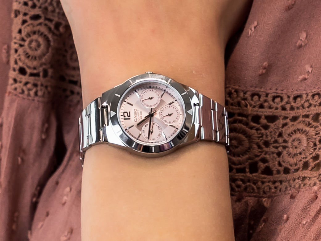 Casio LTP-2069D-4AVEG Classic 31mm Pink zegarek klasyczny Damskie