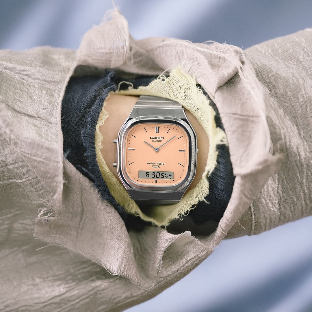 Casio Vintage AQ-240E-4AEF zegarek japońskie Vintage - miniatura 4