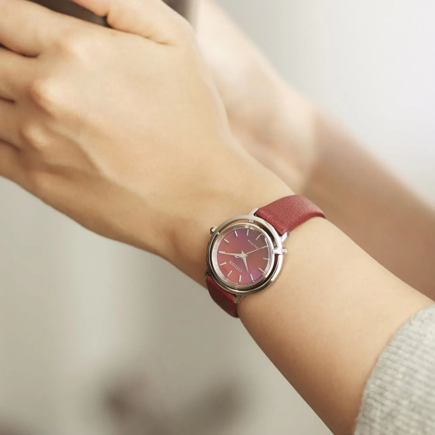 Citizen EM1090-78X zegarek srebrny elegancki Lady bransoleta
