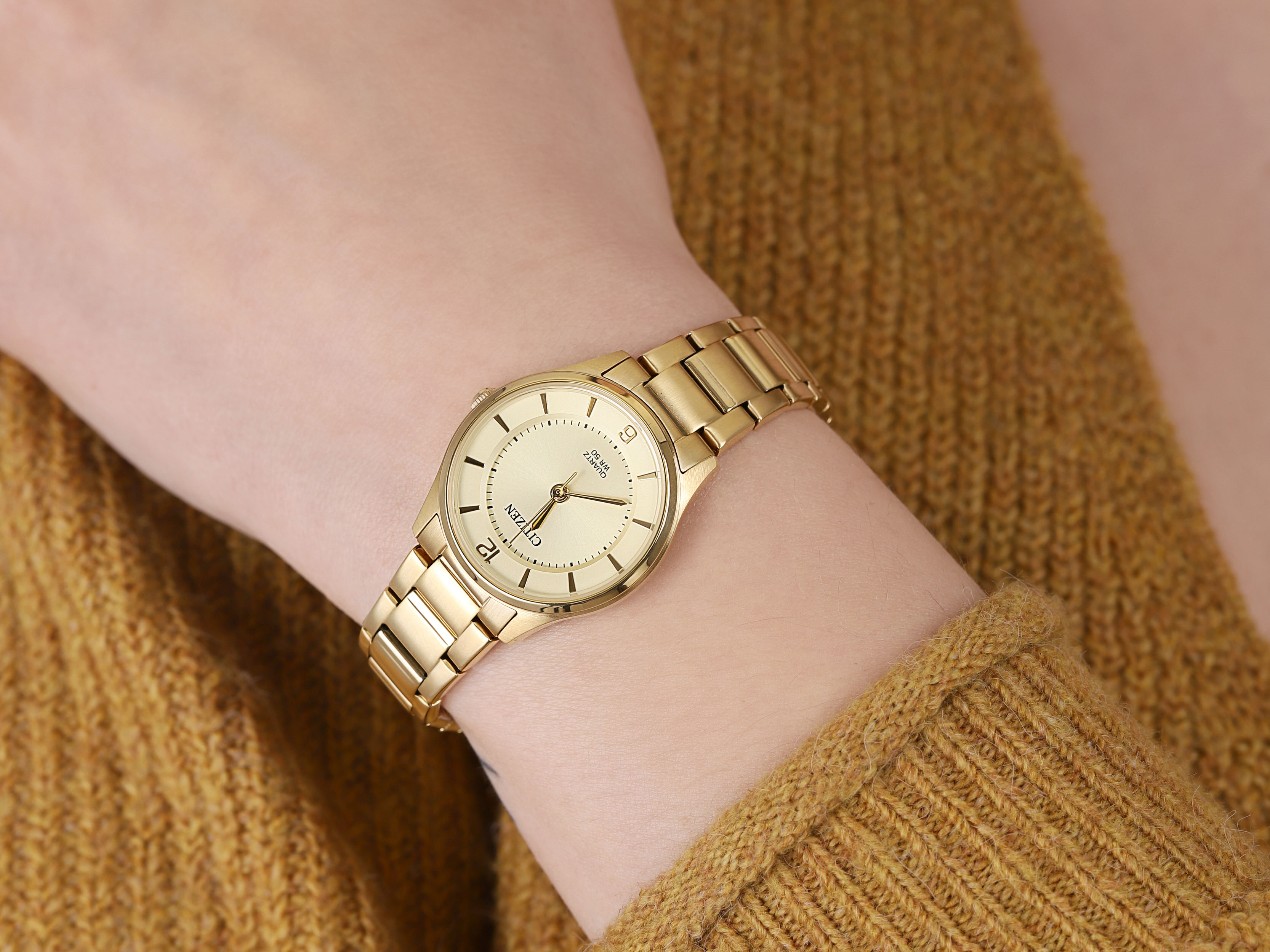 Citizen ER0203-85P zegarek złoty elegancki Elegance bransoleta