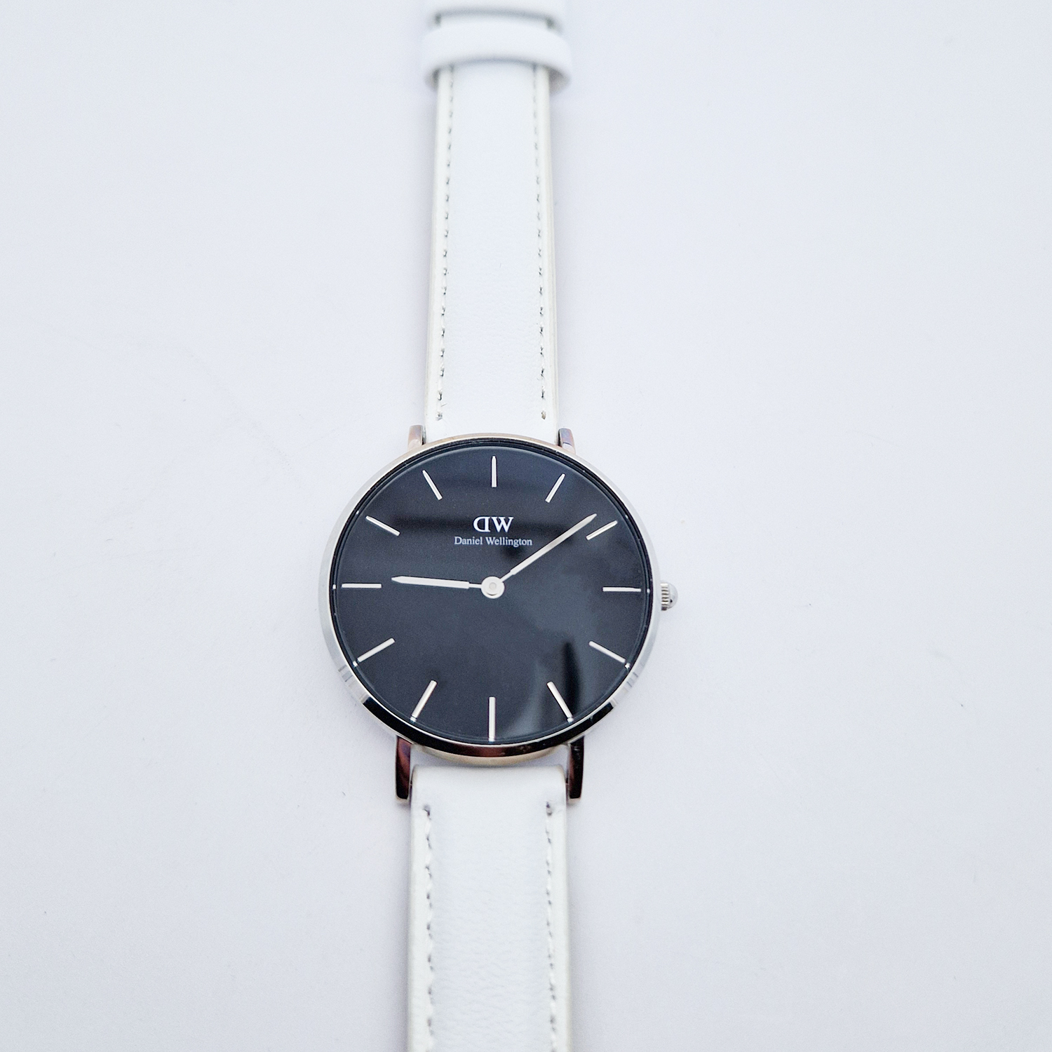 Daniel Wellington DW00100178-POWYSTAWOWY zegarek damski Petite