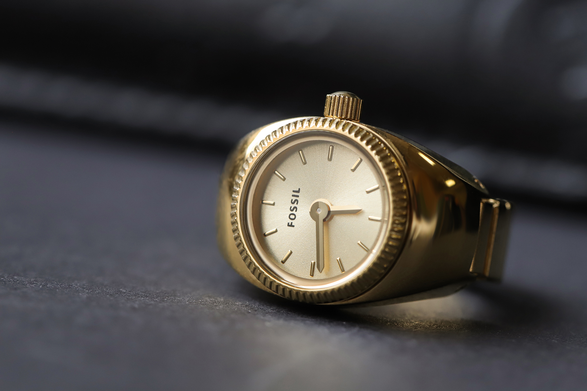 Fossil ES5246 w formie pierścionka w złotym kolorze Fossil zegarek - miniatura 9