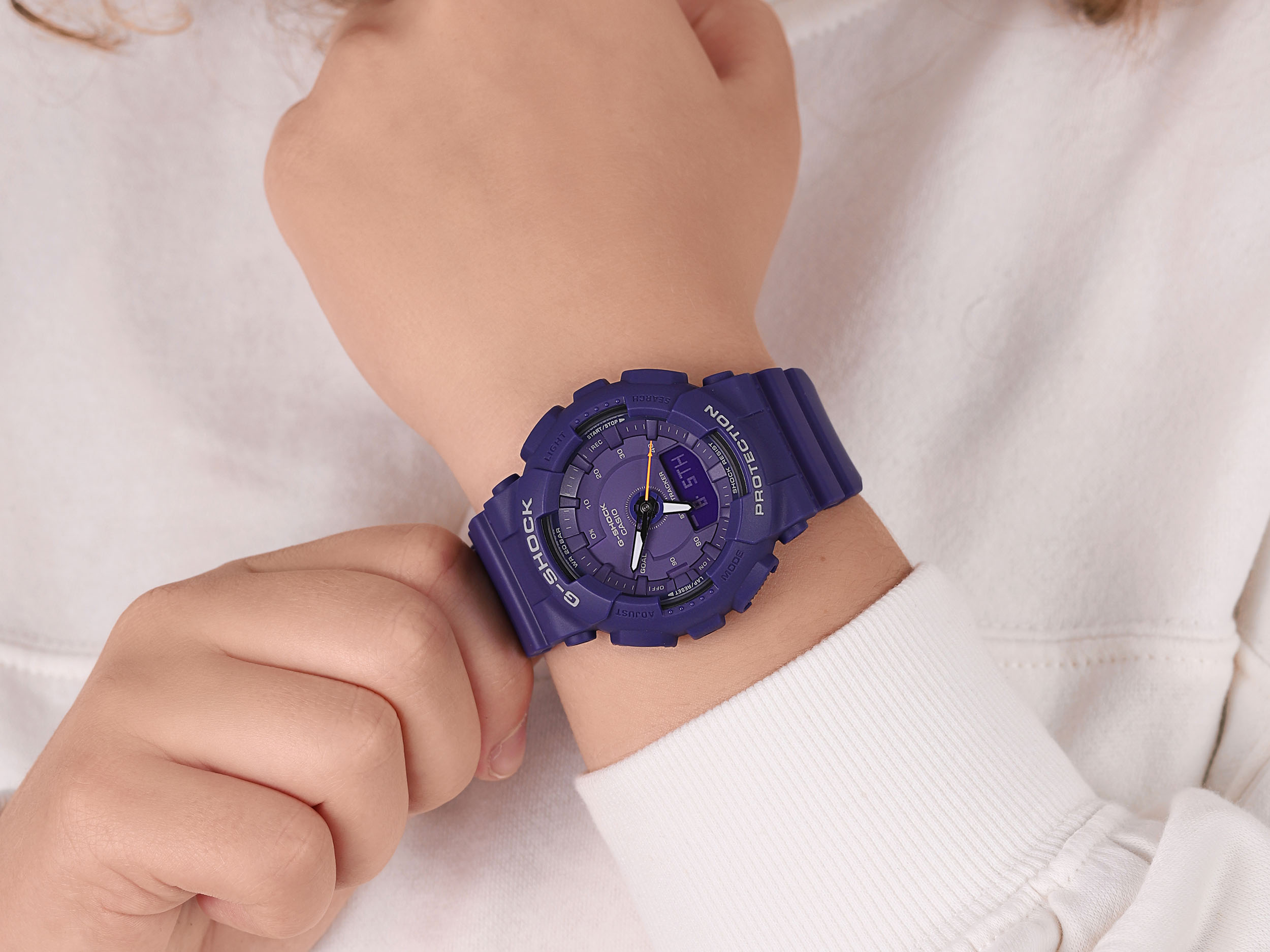 G-SHOCK GMA-S130VC-2AER S-SERIES STEP TRACKER LIMITED zegarek sportowy G-SHOCK S-Series