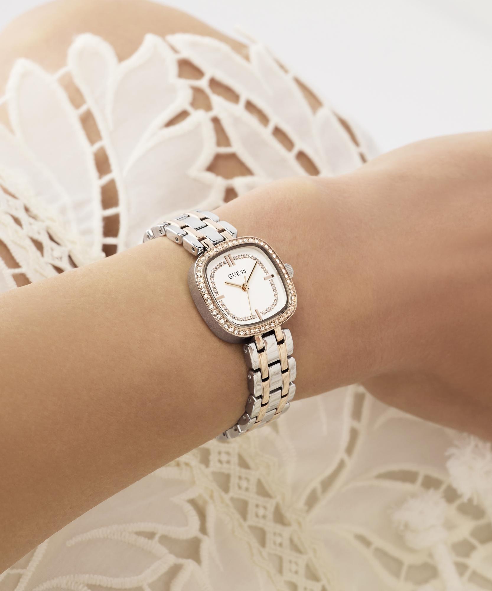 Hazel Guess GW1018L5 - hover