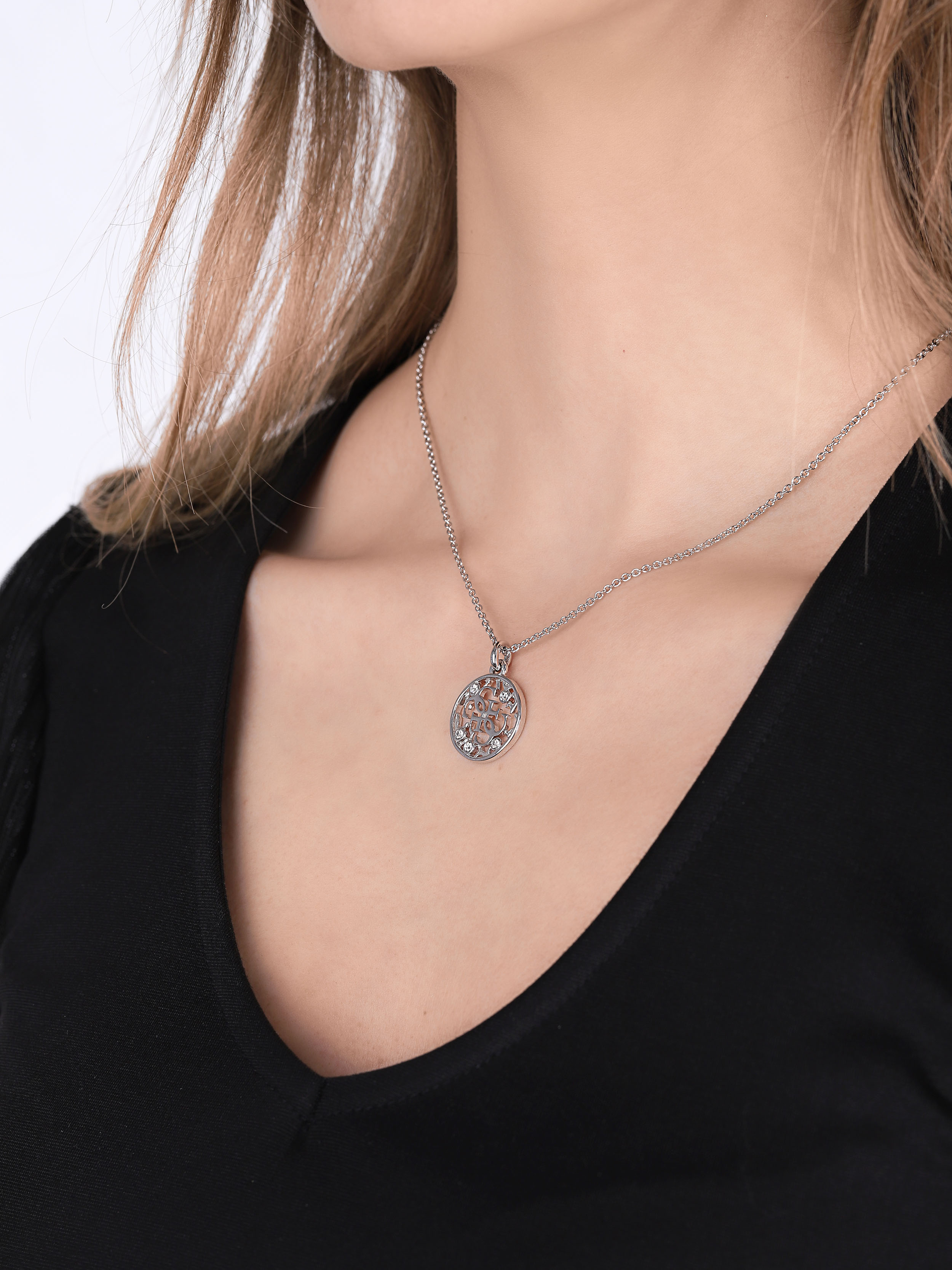  Guess UBN71518 - hover