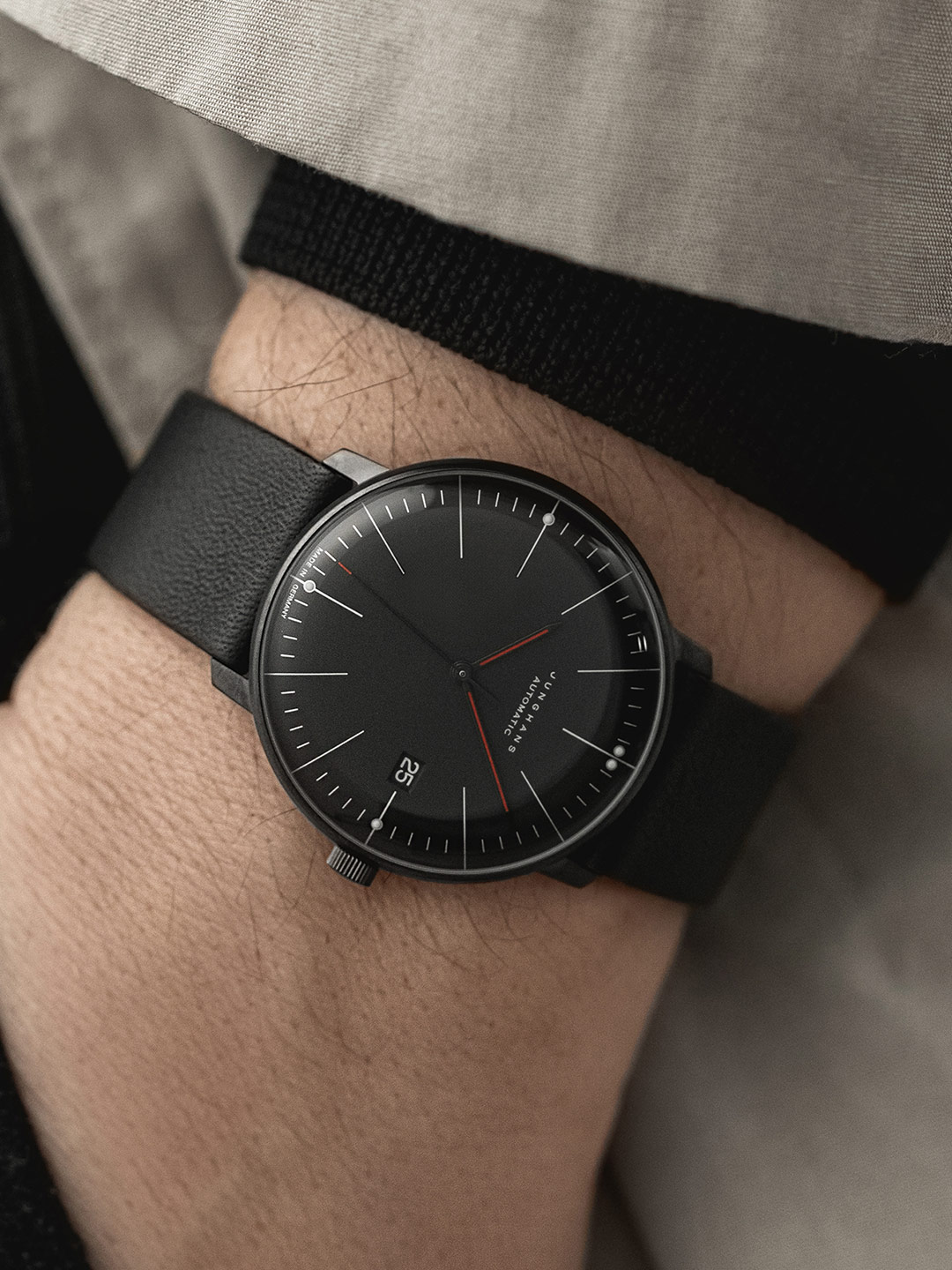 Junghans 27-430802 Max Bill Automatic Bauhaus zegarek klasyczny Max Bill