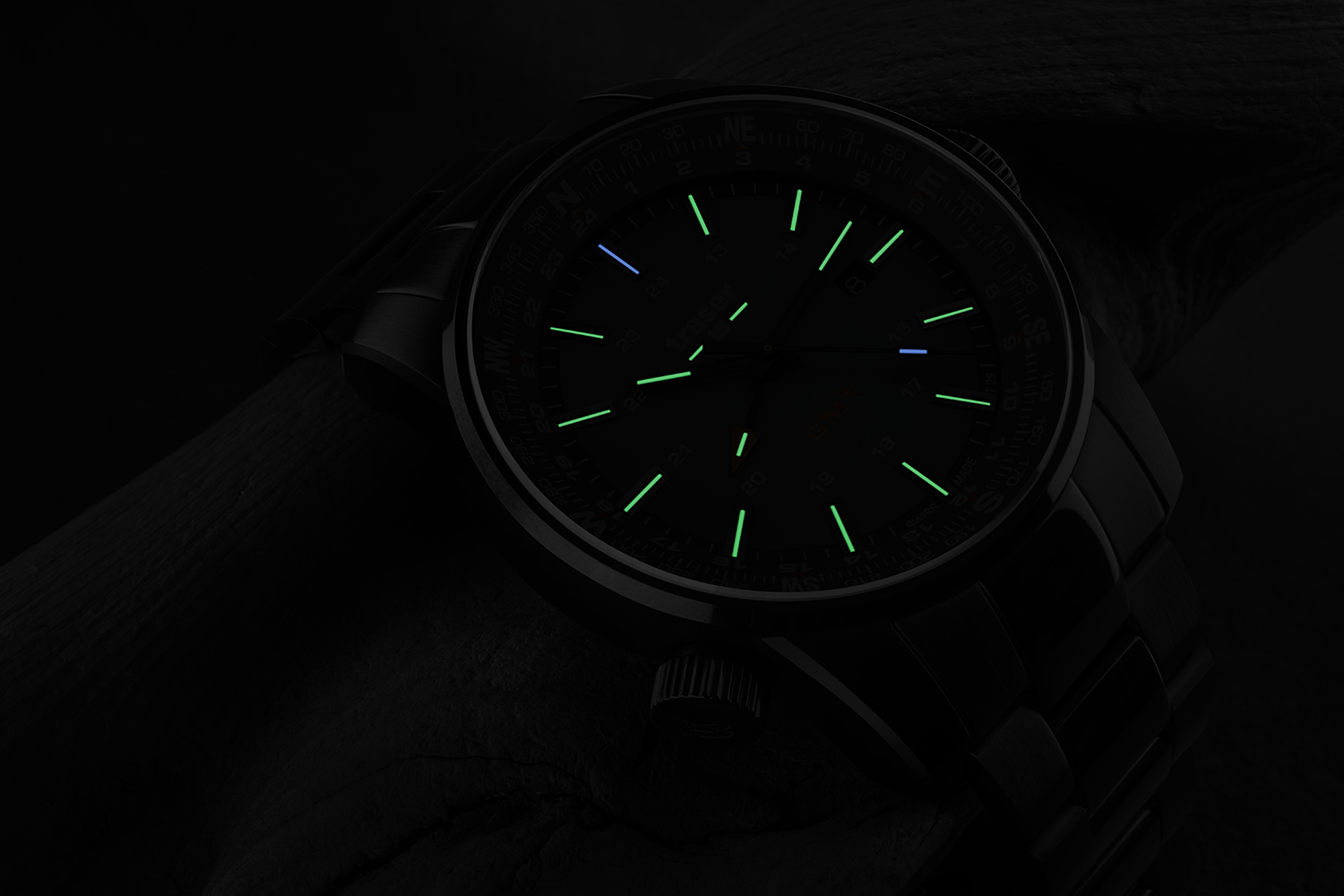 Traser TS-109525 P68 Pathfinder GMT Green P68 Pathfinder GMT sportowy zegarek czarny - miniatura 7