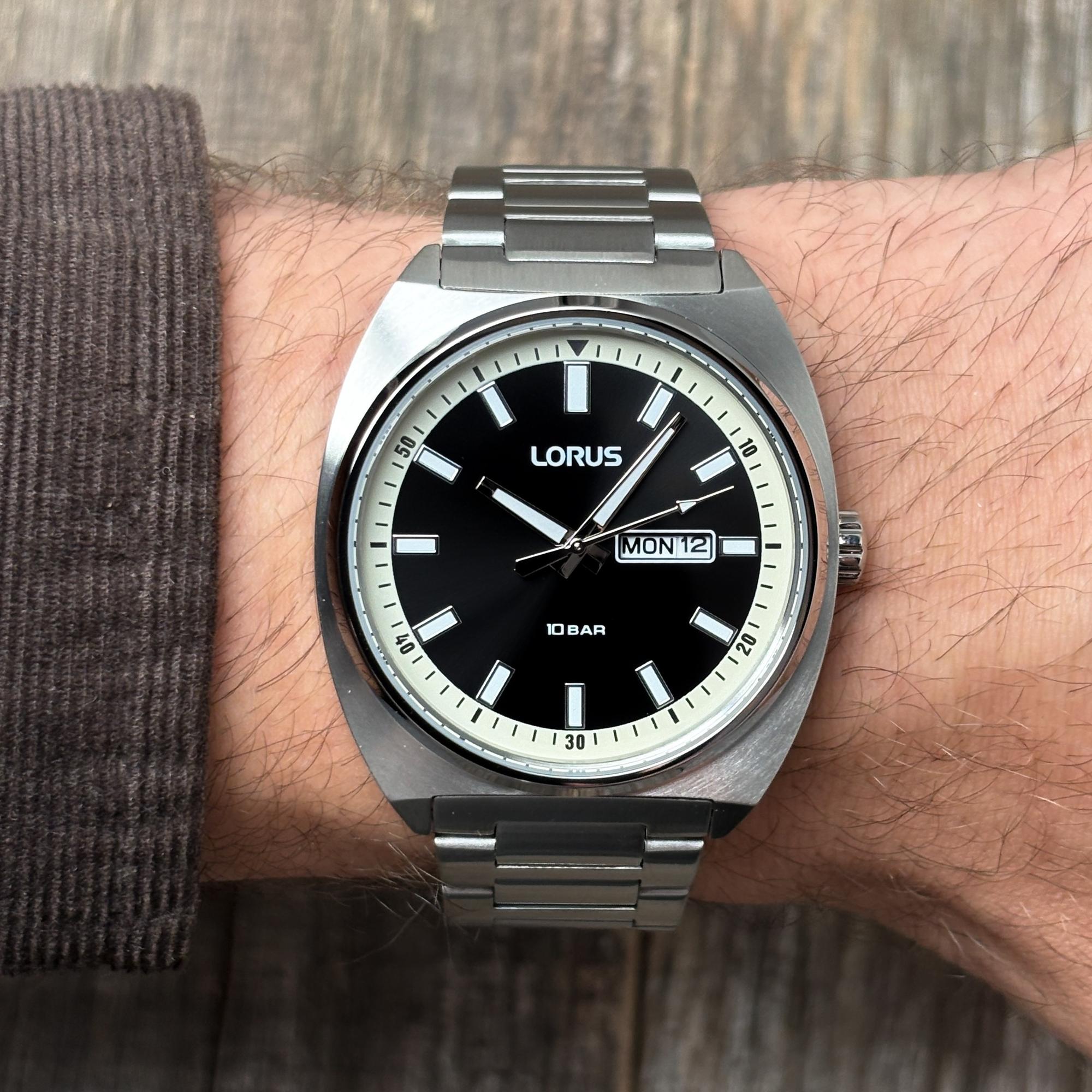 Lorus RH311BX9 zegarek srebrny klasyczny Klasyczne bransoleta