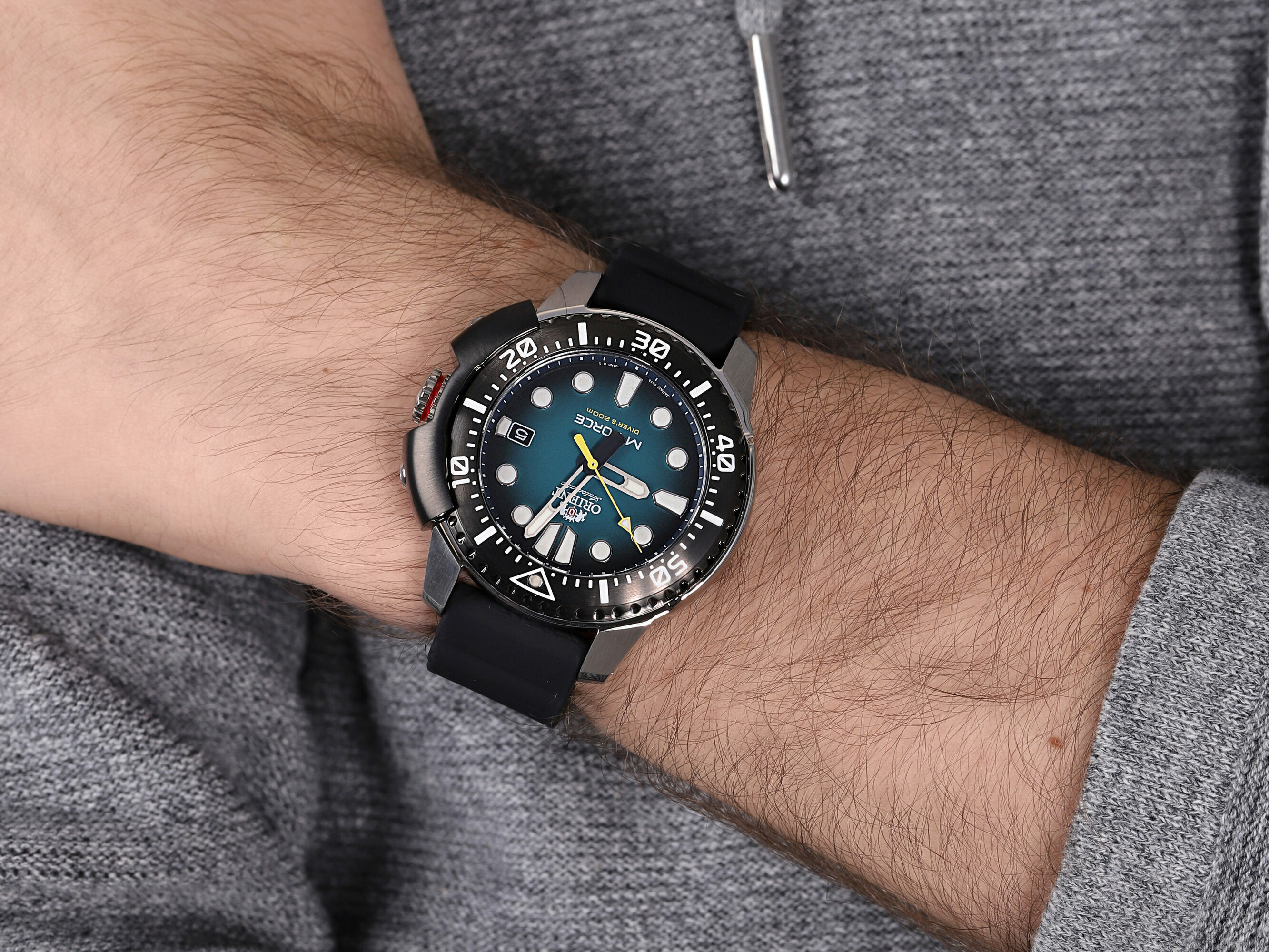 Orient RA-AC0L04L00B męski zegarek Sports pasek