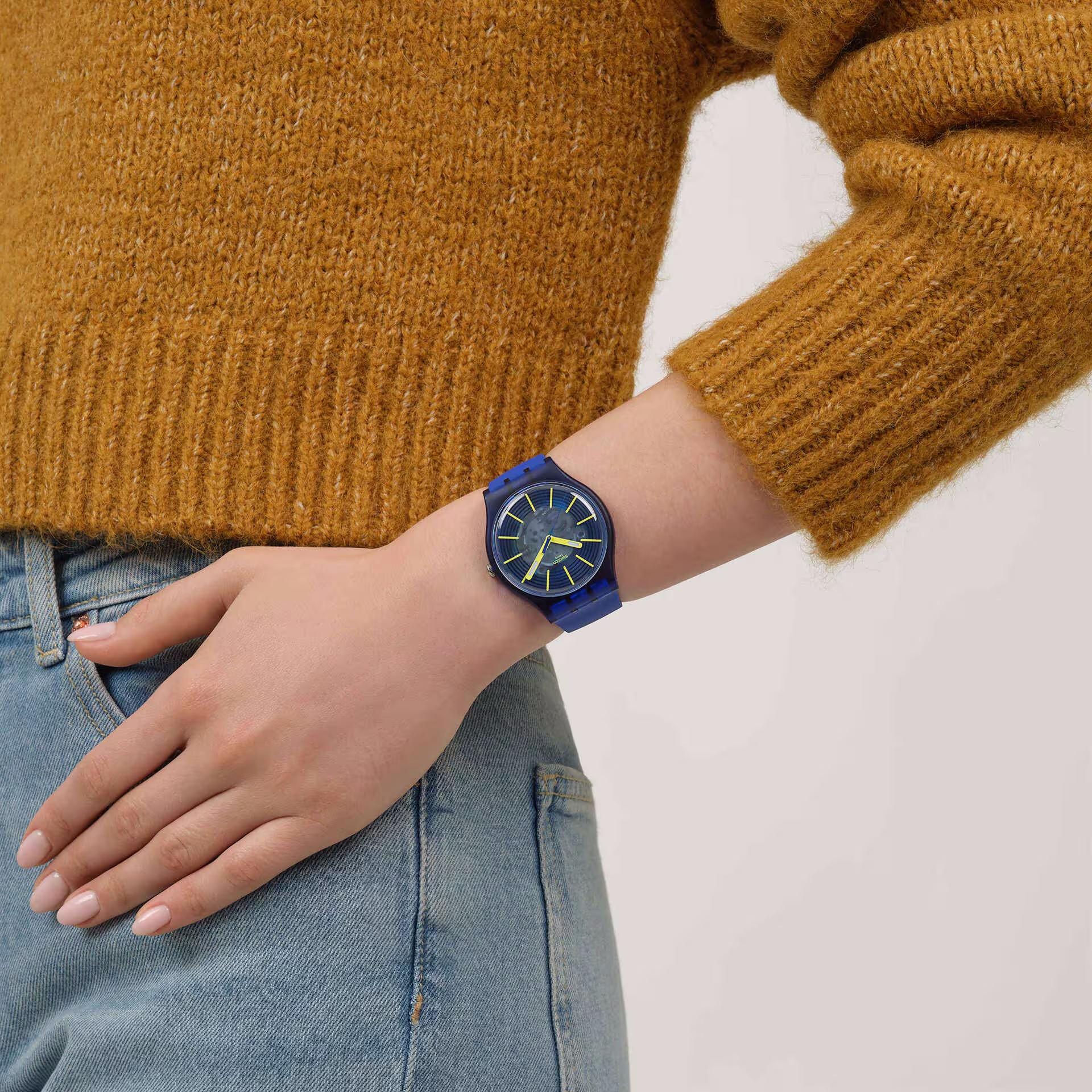 REVEALED IN THE DEPTHS Swatch SO29I100 - hover