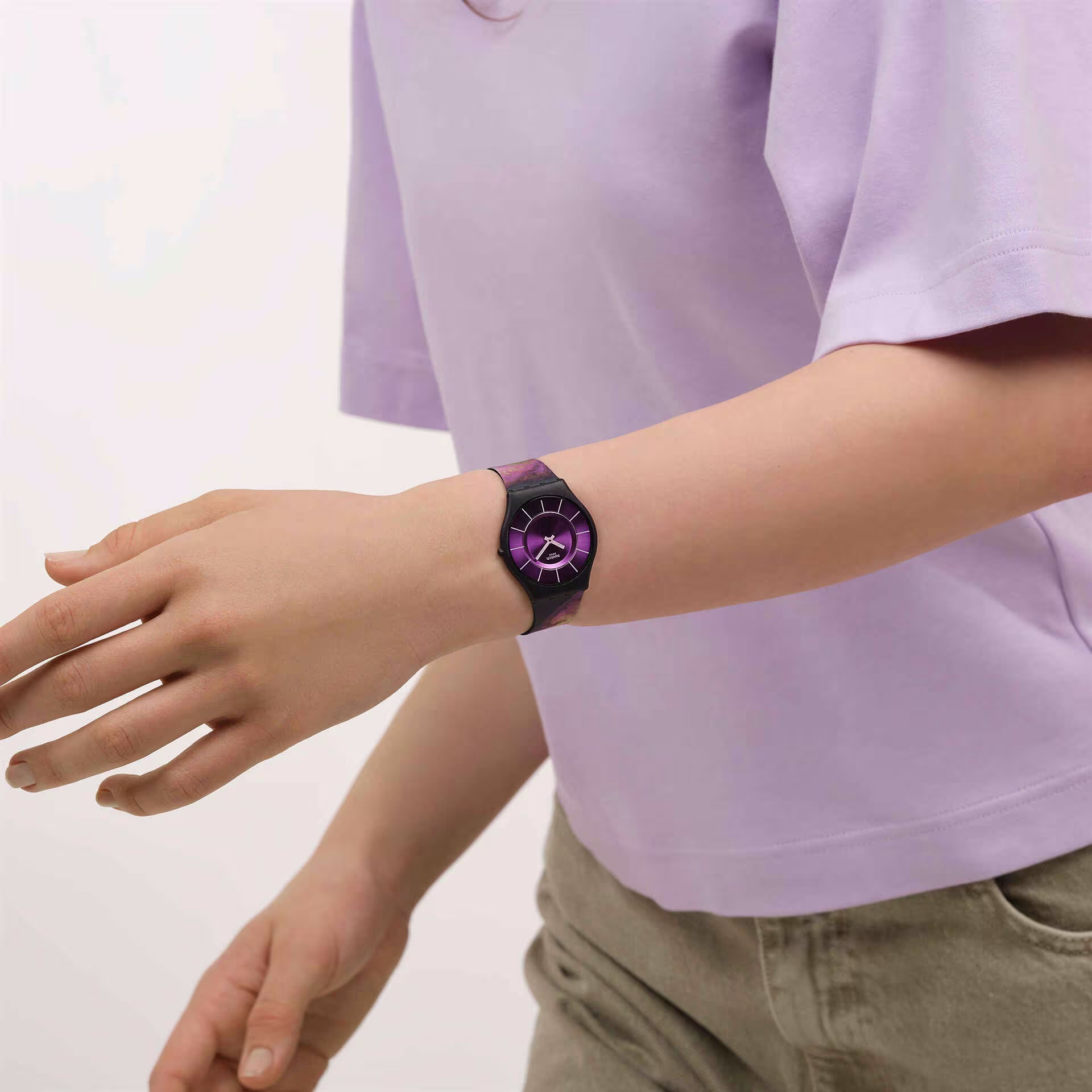PARADISE BLOOM Swatch SS08B106 - hover
