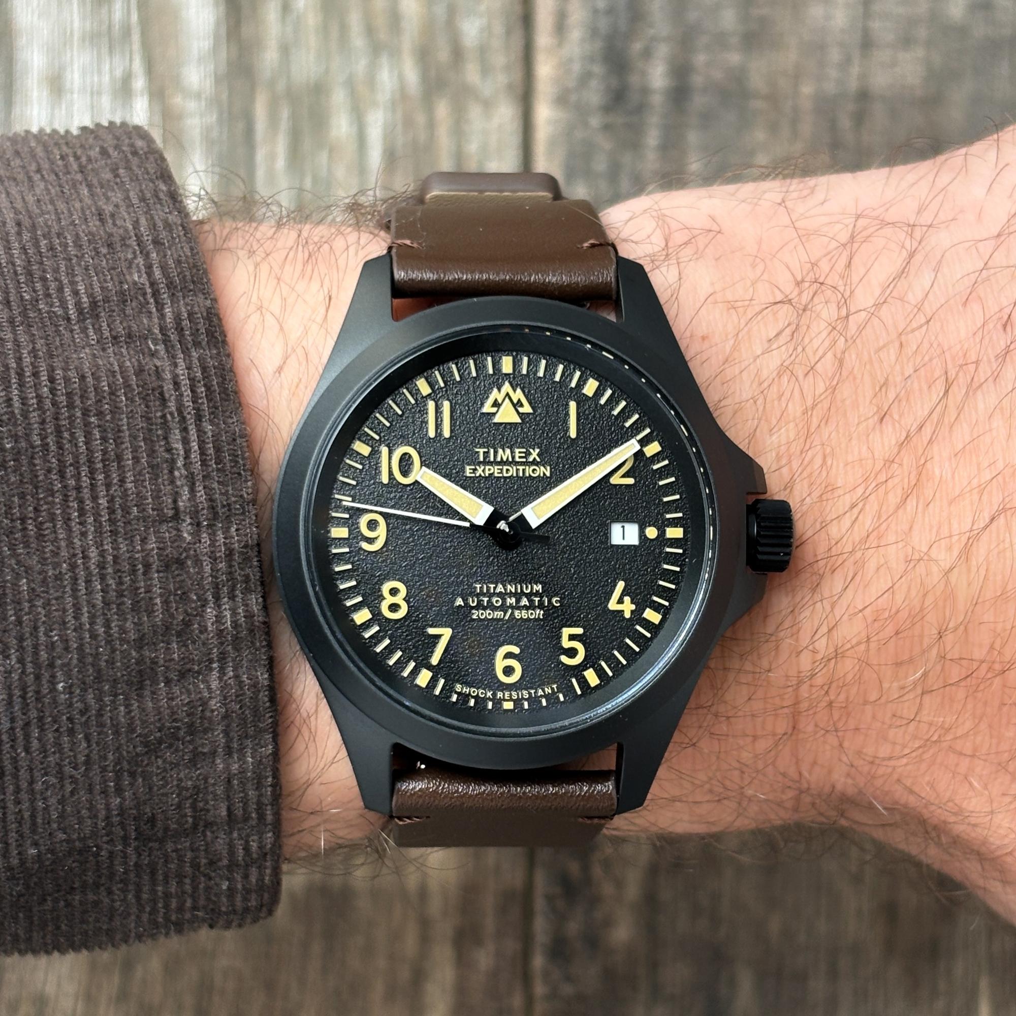 Timex TW2Y90900 Expedition Field Post Automatic Titanium pasek