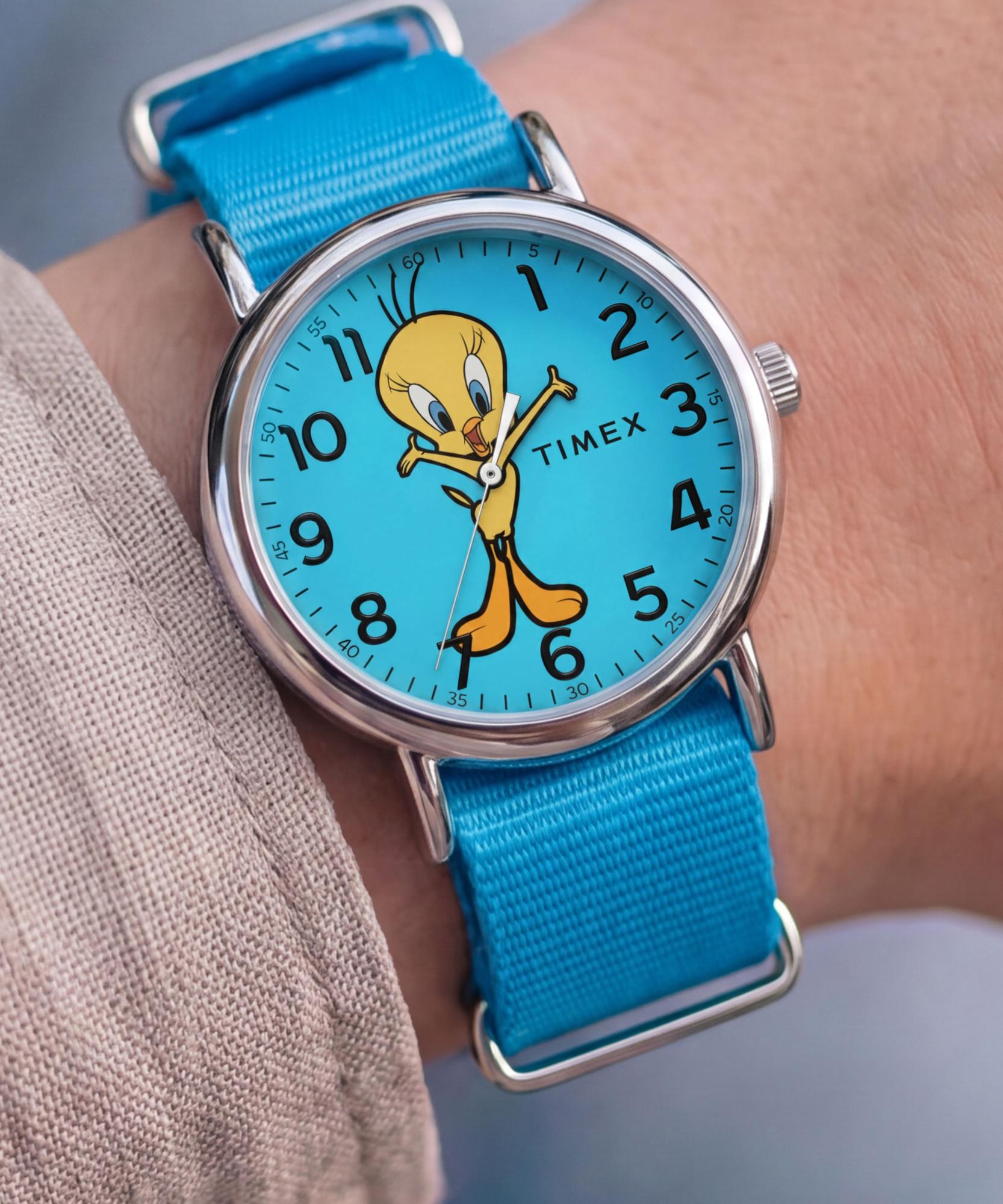 Looney Tunes x Timex Tweety Bird Weekender 38mm Timex TW2Y99500 - hover