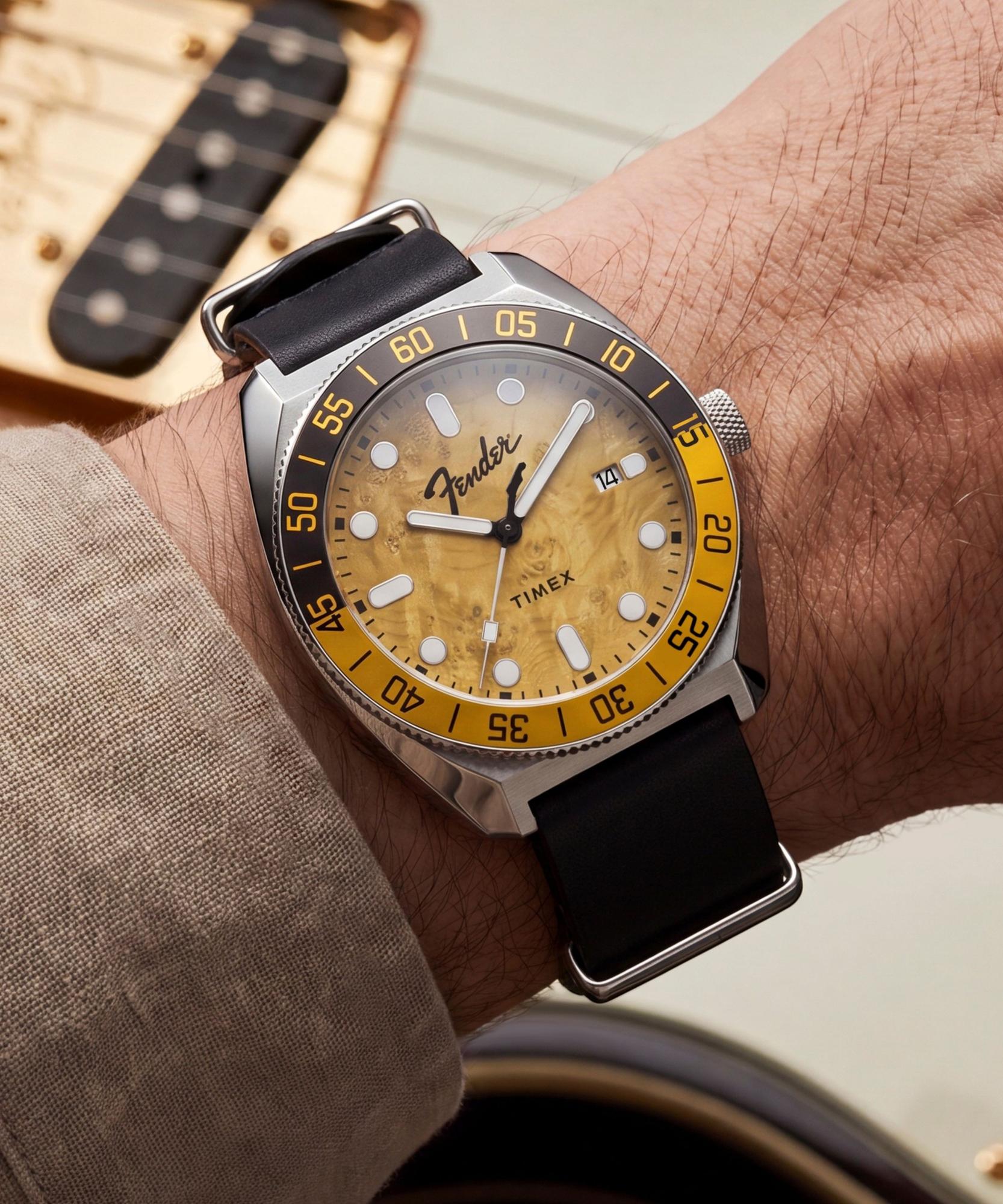 Fender x Timex Automatic 41mm Anniversary Edition Timex TW6A14600 - hover