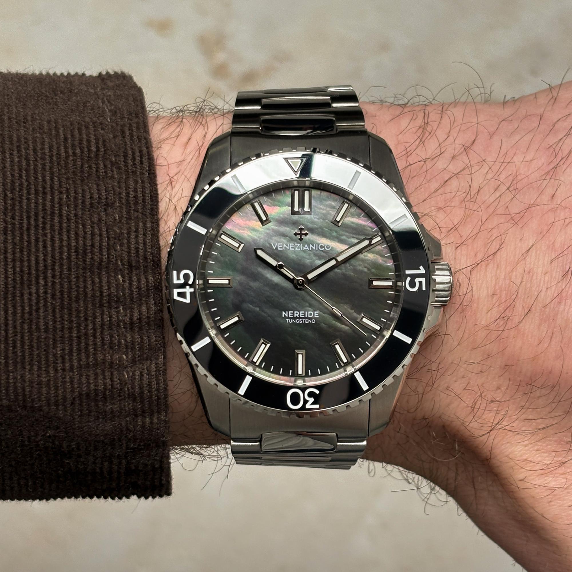 Venezianico 3921540C Nereide Tungsteno 42 Nereide Tungsteno elegancki zegarek srebrny