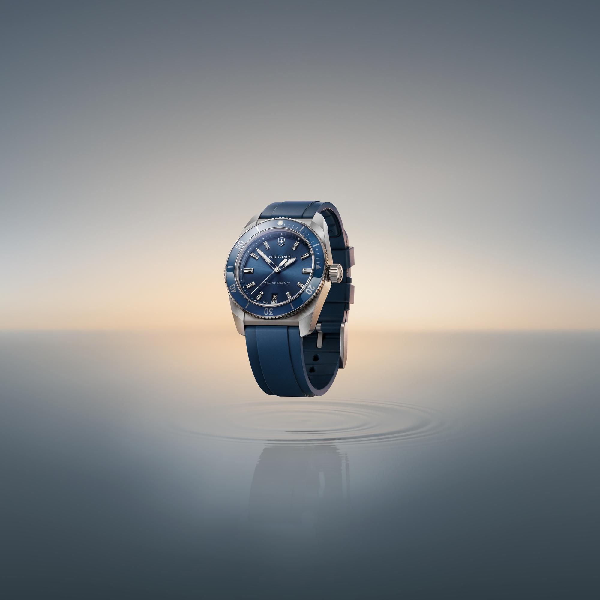 Victorinox 242094 zegarek męski Maverick srebrny