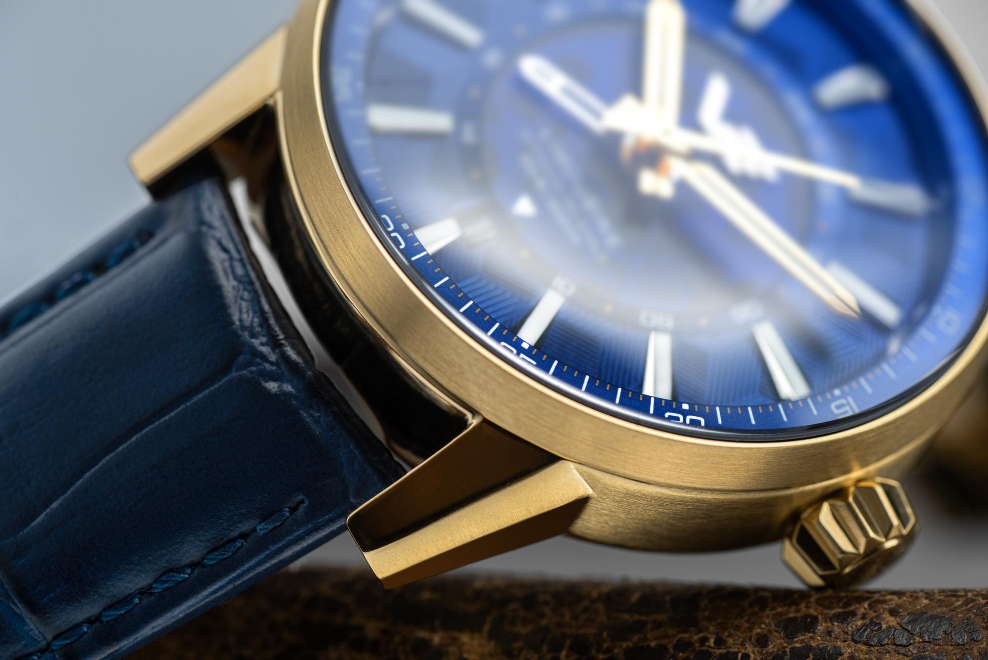 Vostok Europe NH34-561B786 Limousine 43mm Automatic Generation 2 Semi-transparent Dial zegarek klasyczny Limousine - miniatura 4