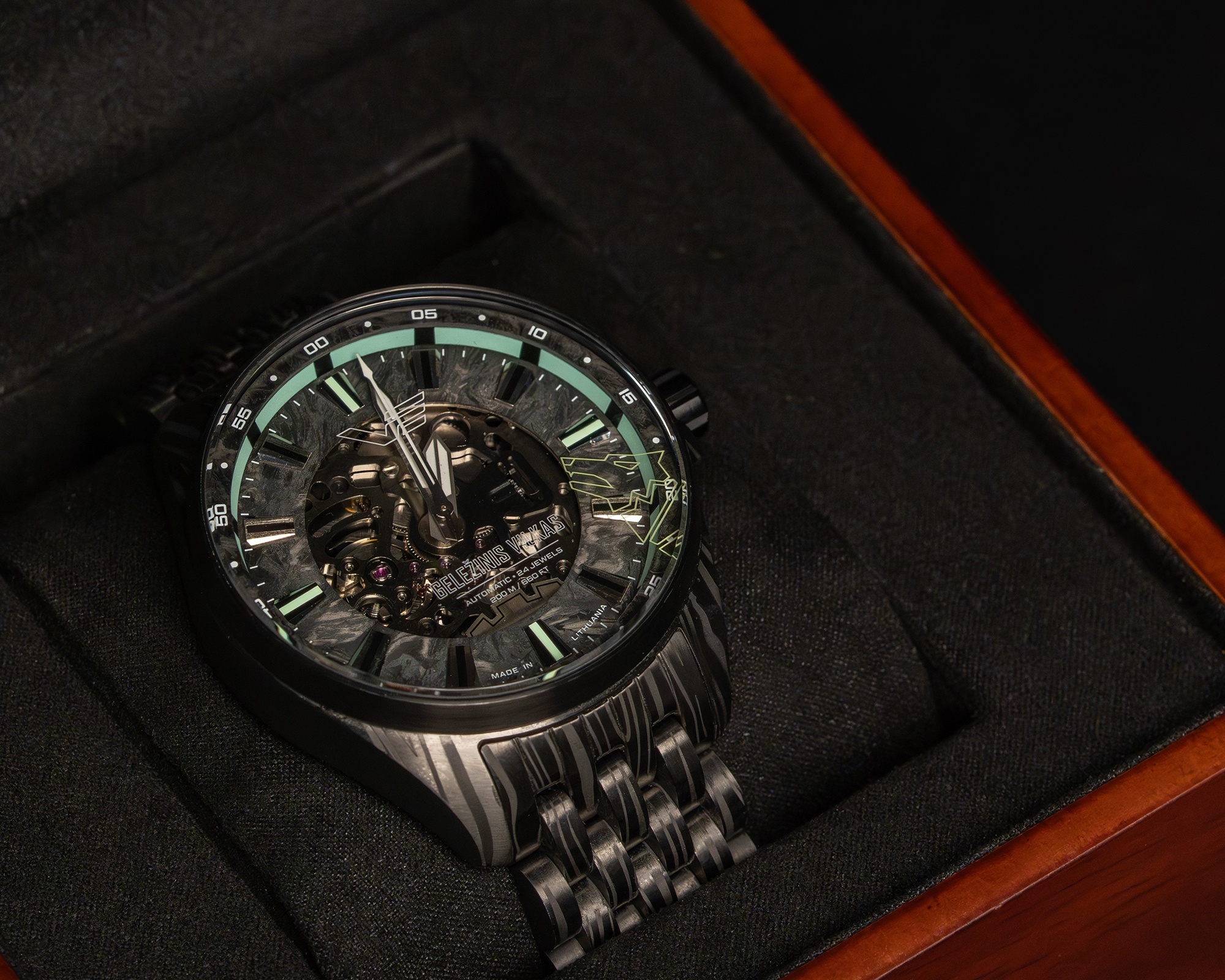 Vostok Europe NH72-326D777B zegarek europejskie N1 Rocket