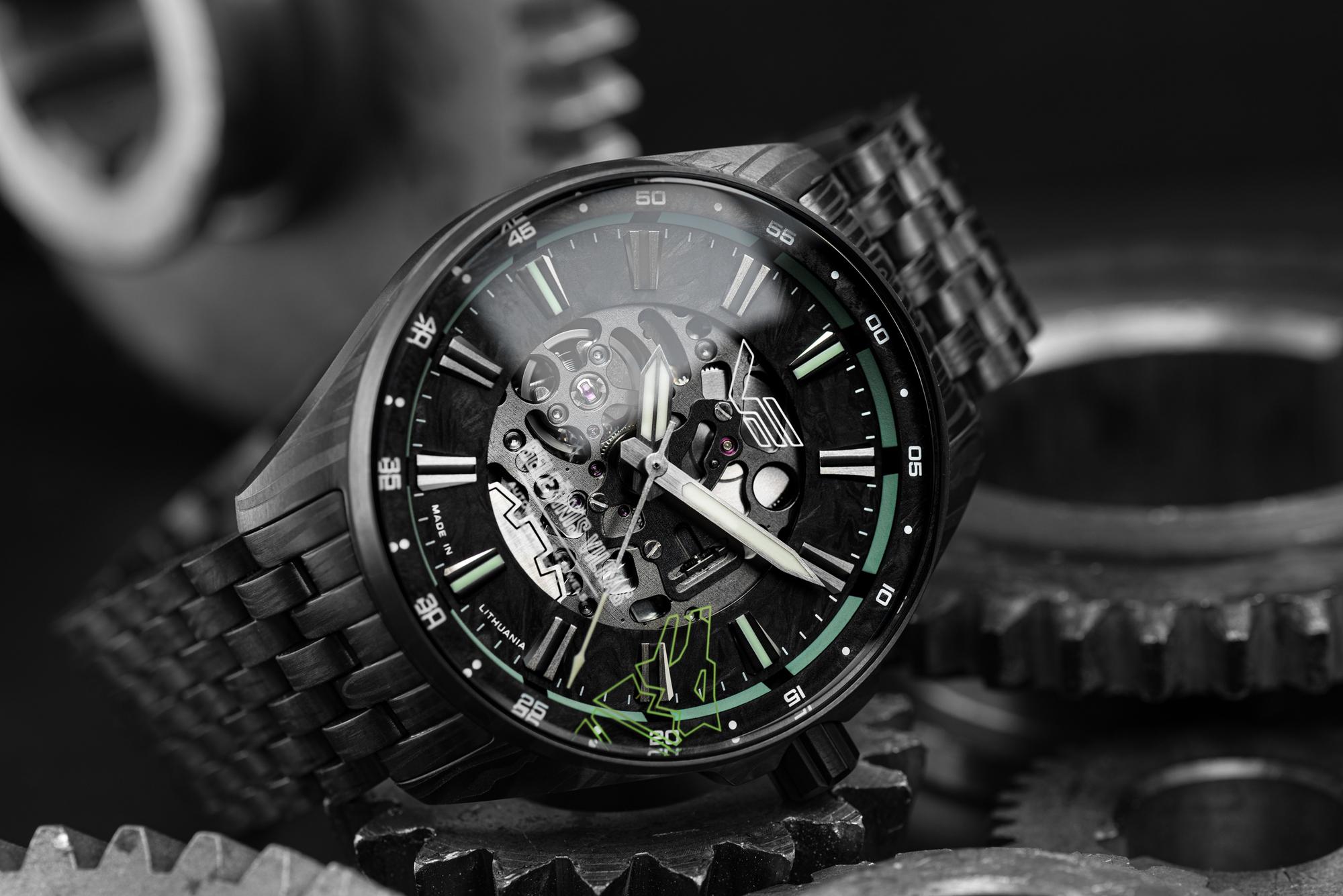 Vostok Europe NH72-326D777B zegarek szary N1 Rocket bransoleta