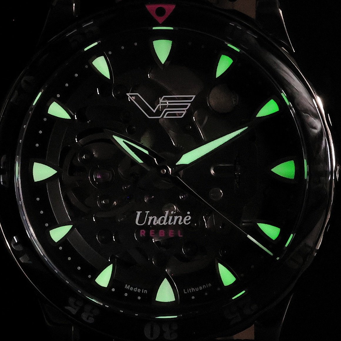 Vostok Europe NH72-515D766 Undine Rebel Undine sportowy zegarek czarny
