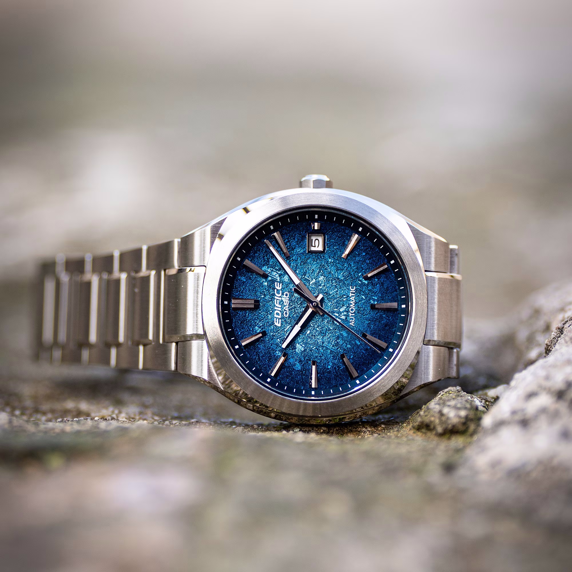 zegarek Casio EFK-200D-2AER