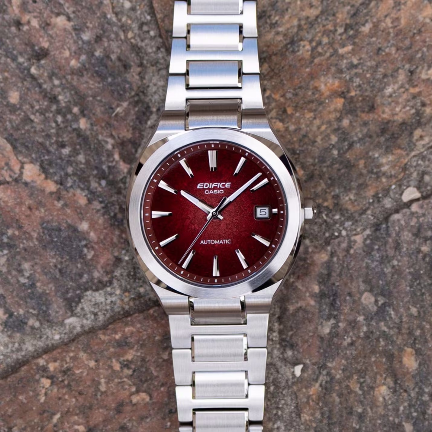 zegarek Casio EFK-200D-4AER
