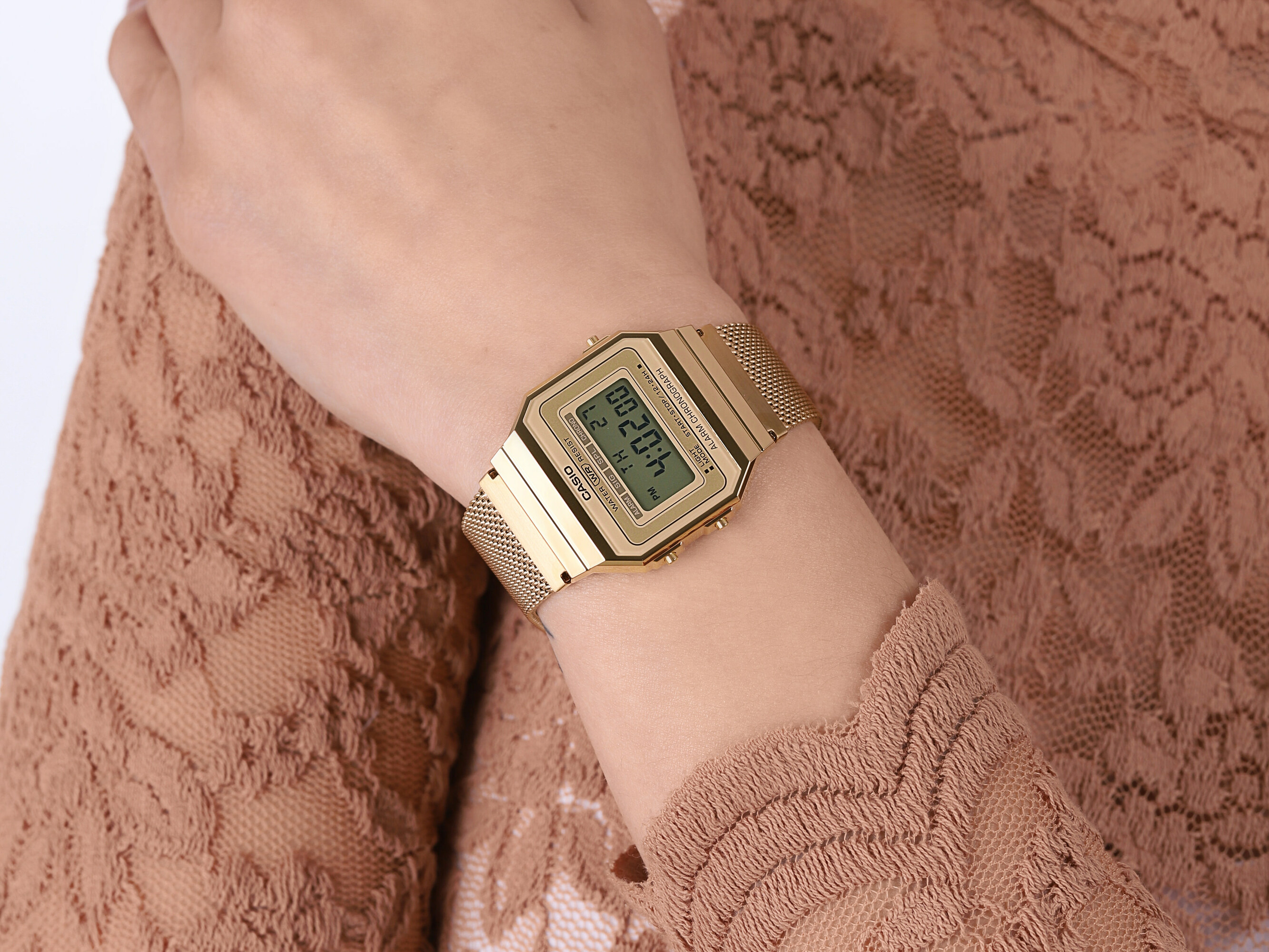 zegarek Casio Vintage A700WEMG-9AEF złoty RETRO Midi - miniatura 2