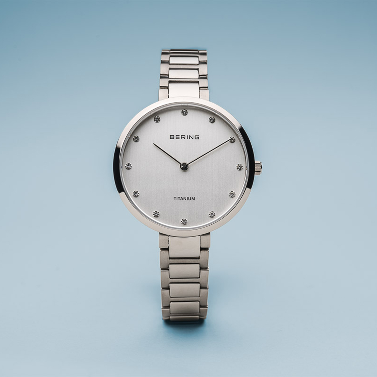 Bering 11334-770 Classic zegarek damski klasyczny szafirowe