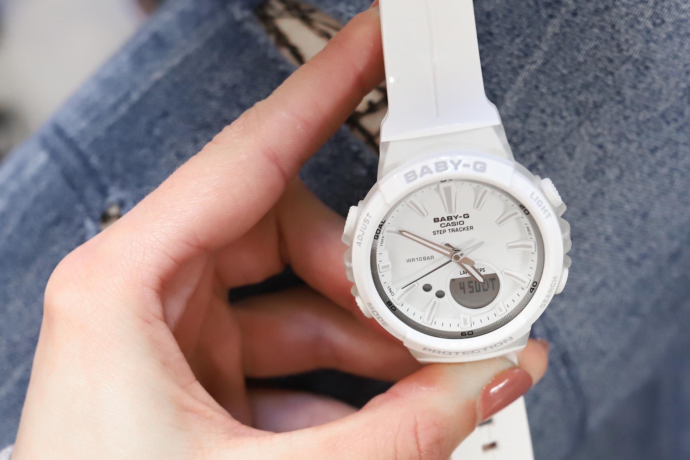 Casio BGS-100-7A1ER Baby-G zegarek damski