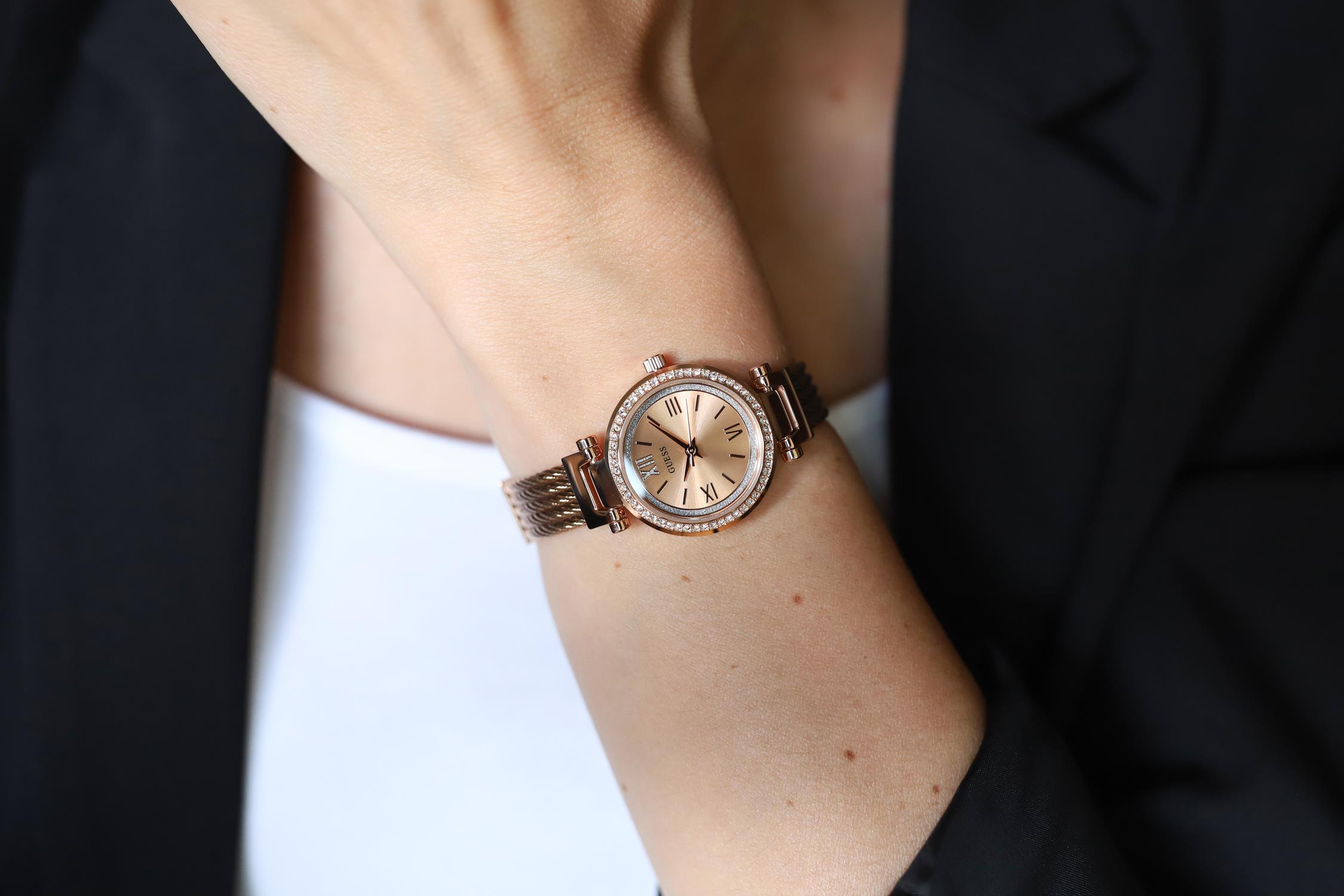 Guess W1009L3 zegarek fashion/modowy Bransoleta