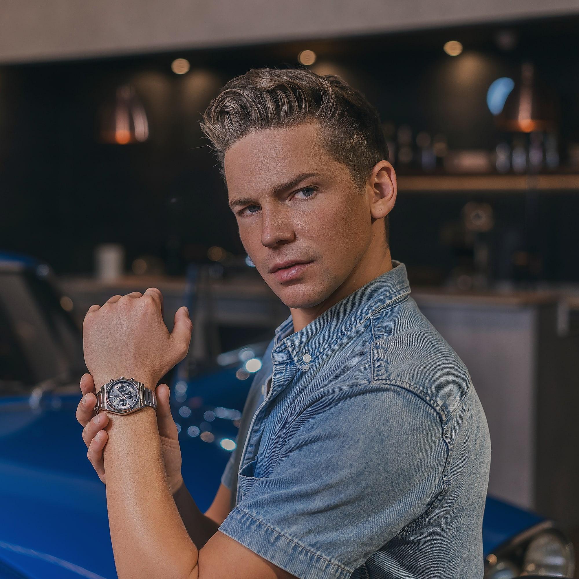 zegarek EDIFICE EFB-730D-7AVUEF Chronograph Edifice szafirowe
