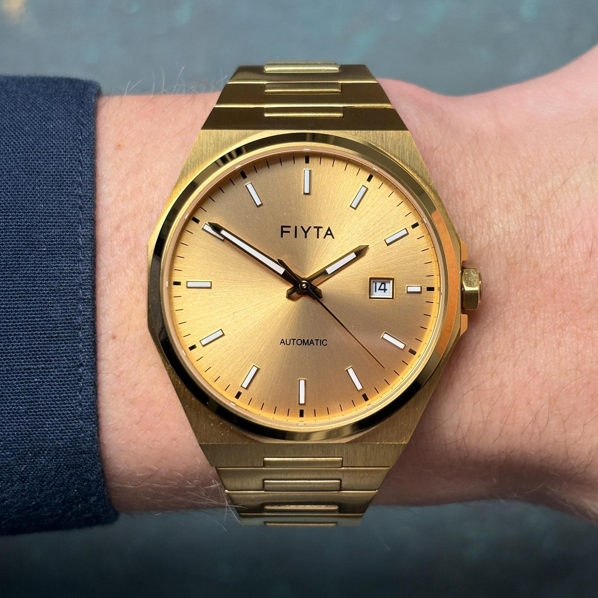 zegarek Fiyta DGA802099GGG Classic Automatic Urban Golden Era Męskie szafirowe