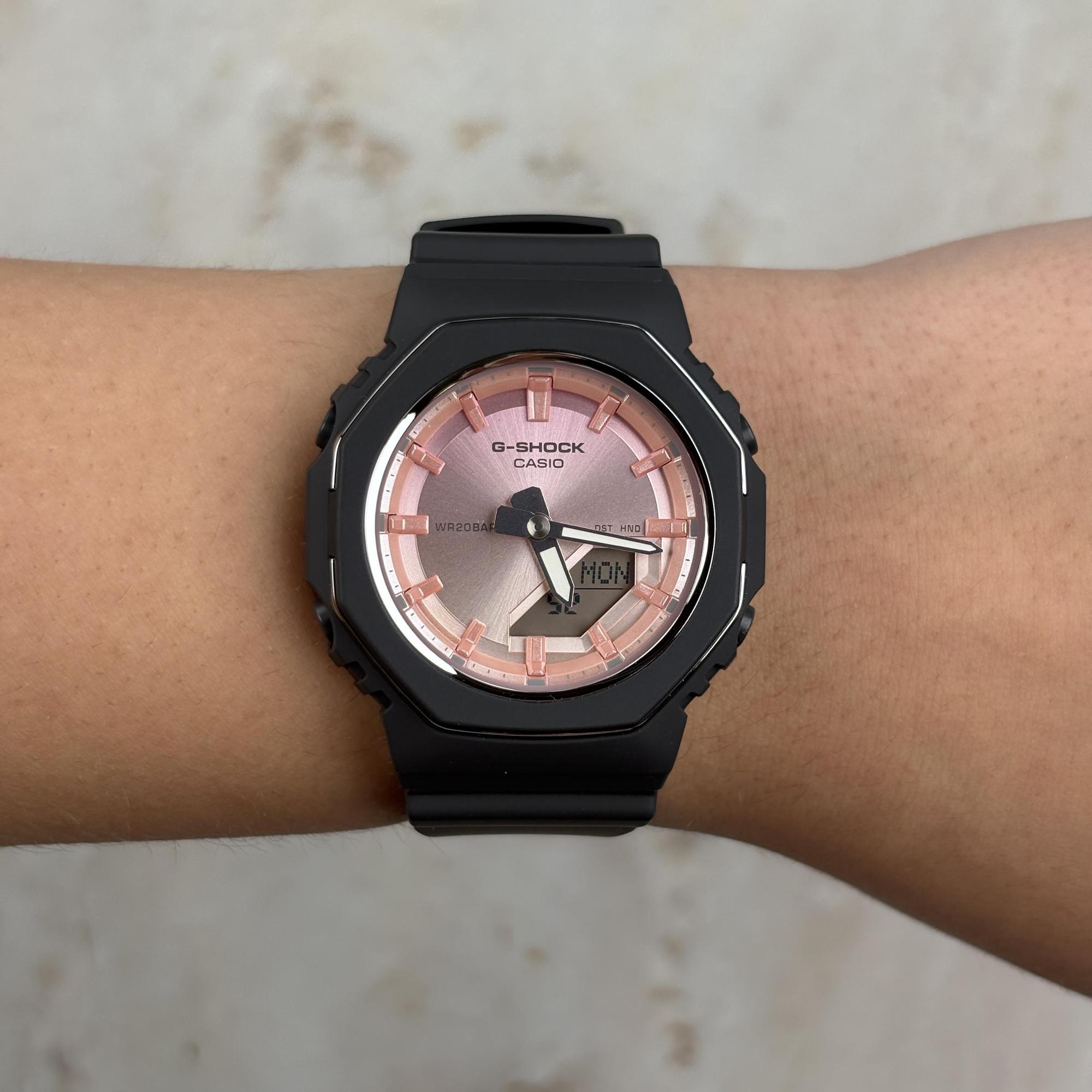 zegarek G-SHOCK GMA-P2110SC-4AER czarny G-SHOCK Original