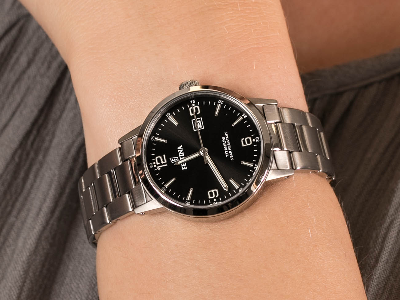 Festina F20436-3 Titanium Date zegarek klasyczny Titanium - miniatura 2
