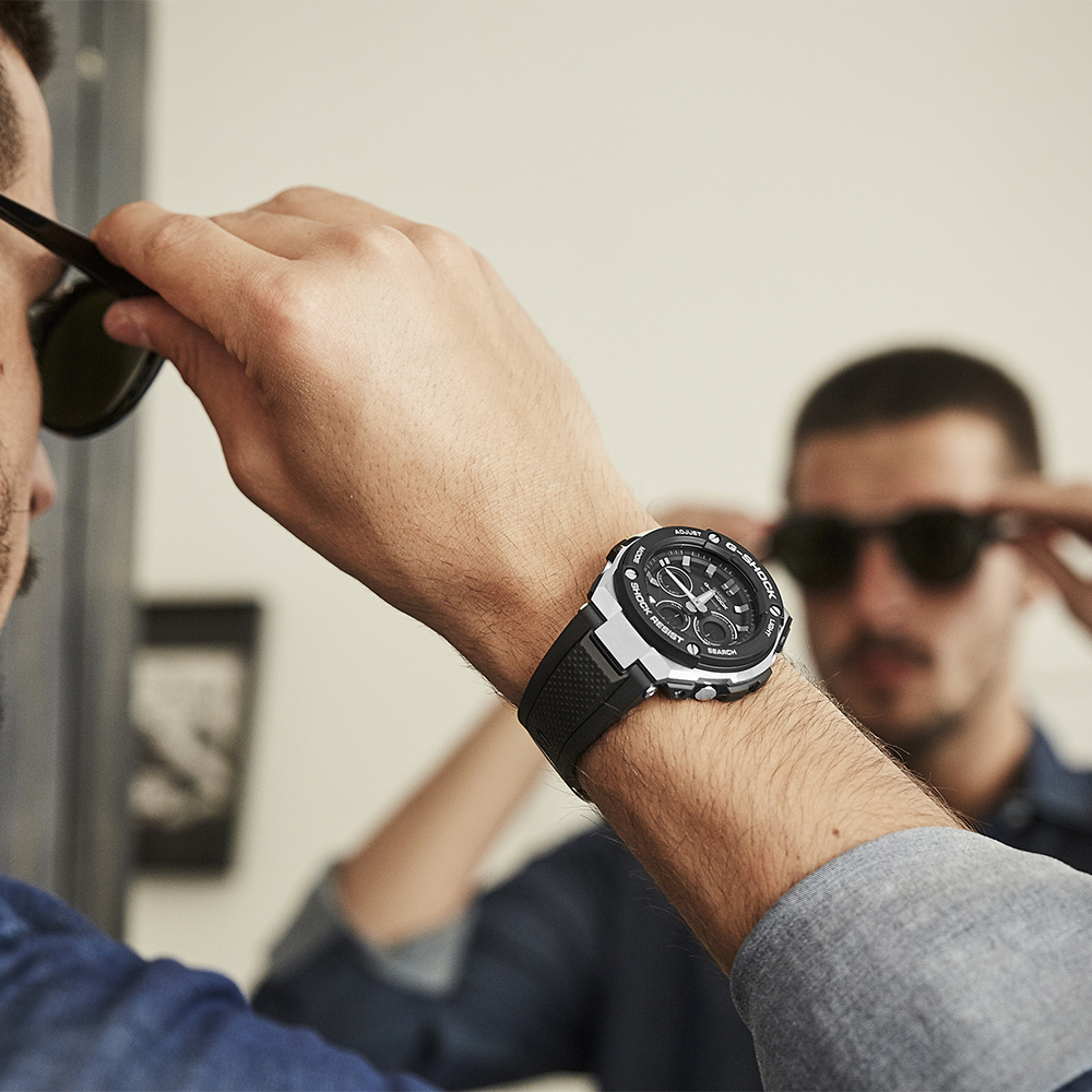 G-Shock GST-W300-1AER męski zegarek G-SHOCK G-STEEL pasek