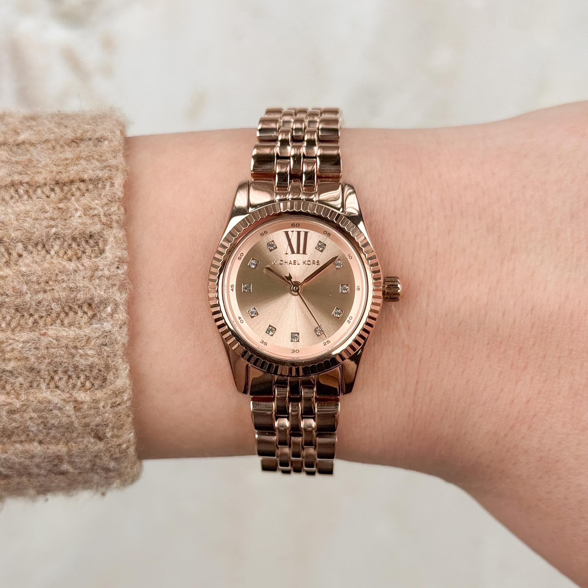 zegarek Michael Kors MK4739 kwarcowy damski Runway Runway Peve Rose Gold Stainless Steel 26mm