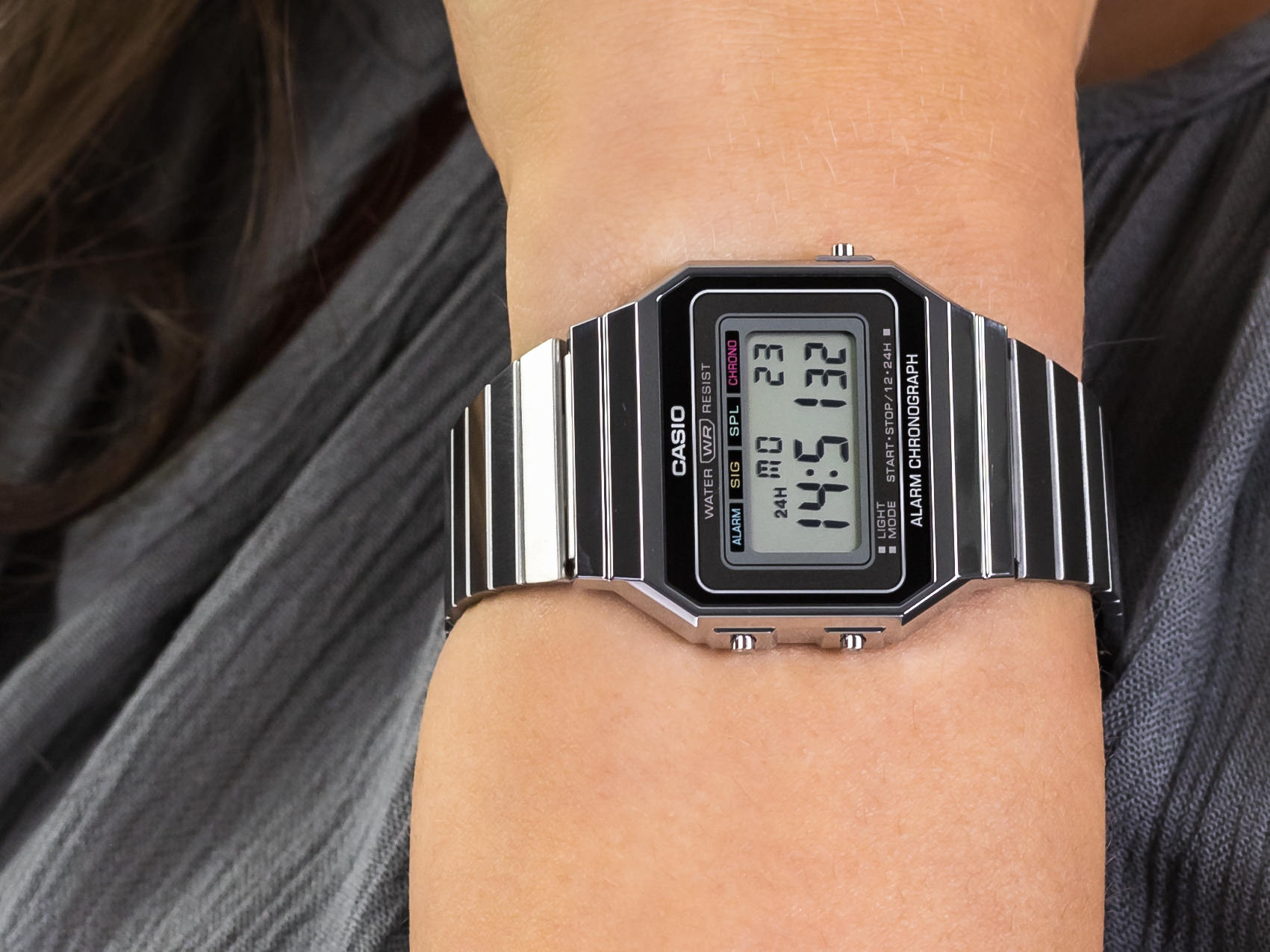 Casio Vintage A700WE-1AEF zegarek fashion/modowy VINTAGE Midi