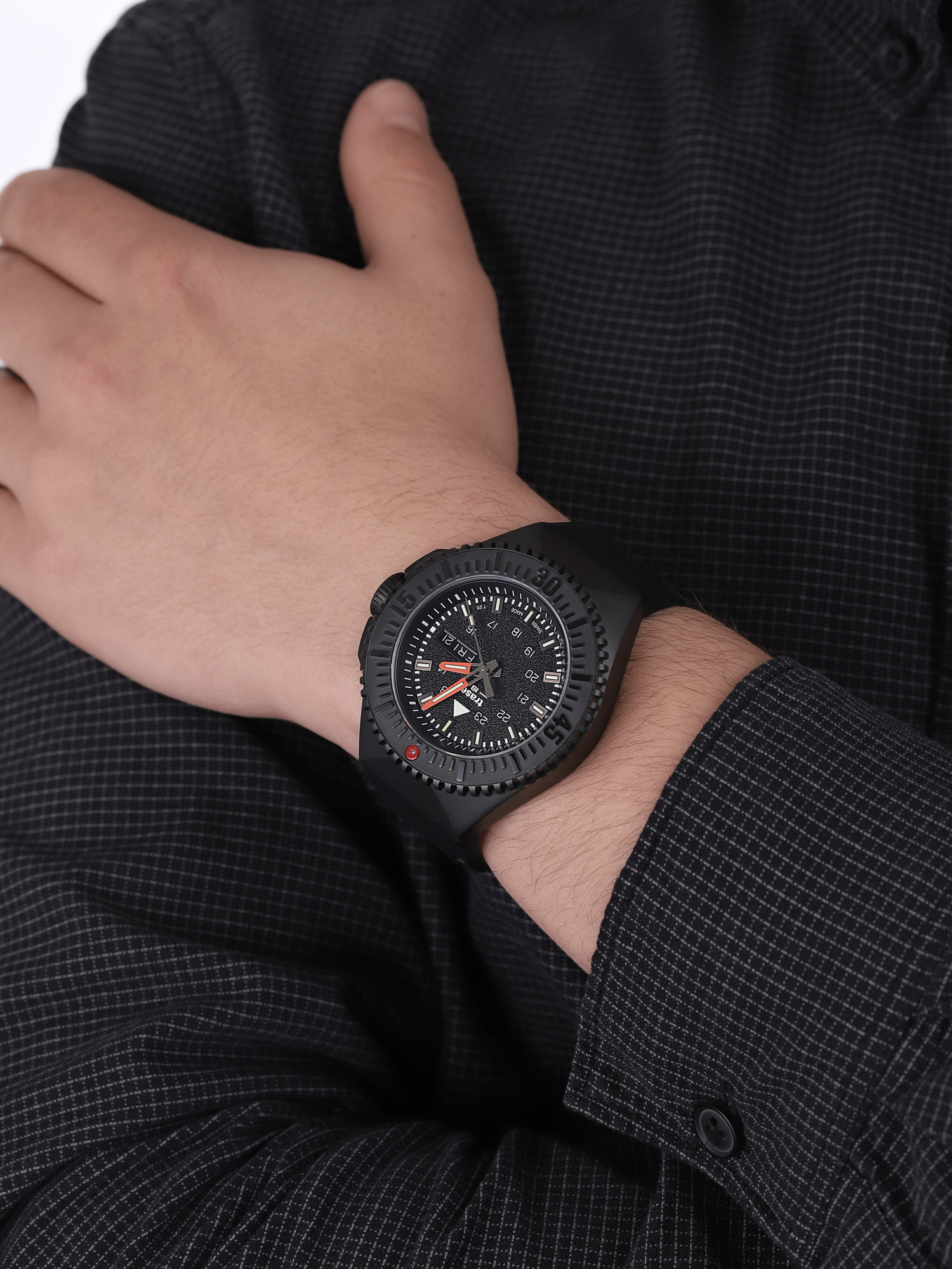P69 Black Stealth Black Rubber Strap Traser TS-109855 - hover