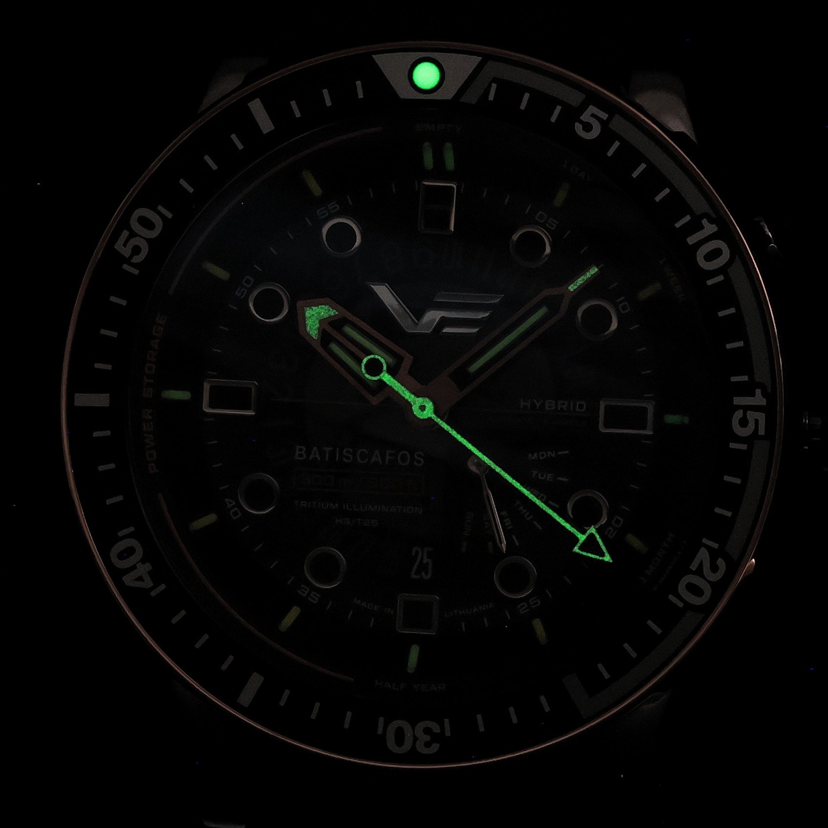 zegarek Vostok Europe PX84-511E769SBL Batiscafos Hybrid Batiscafos mineralne utwardzane